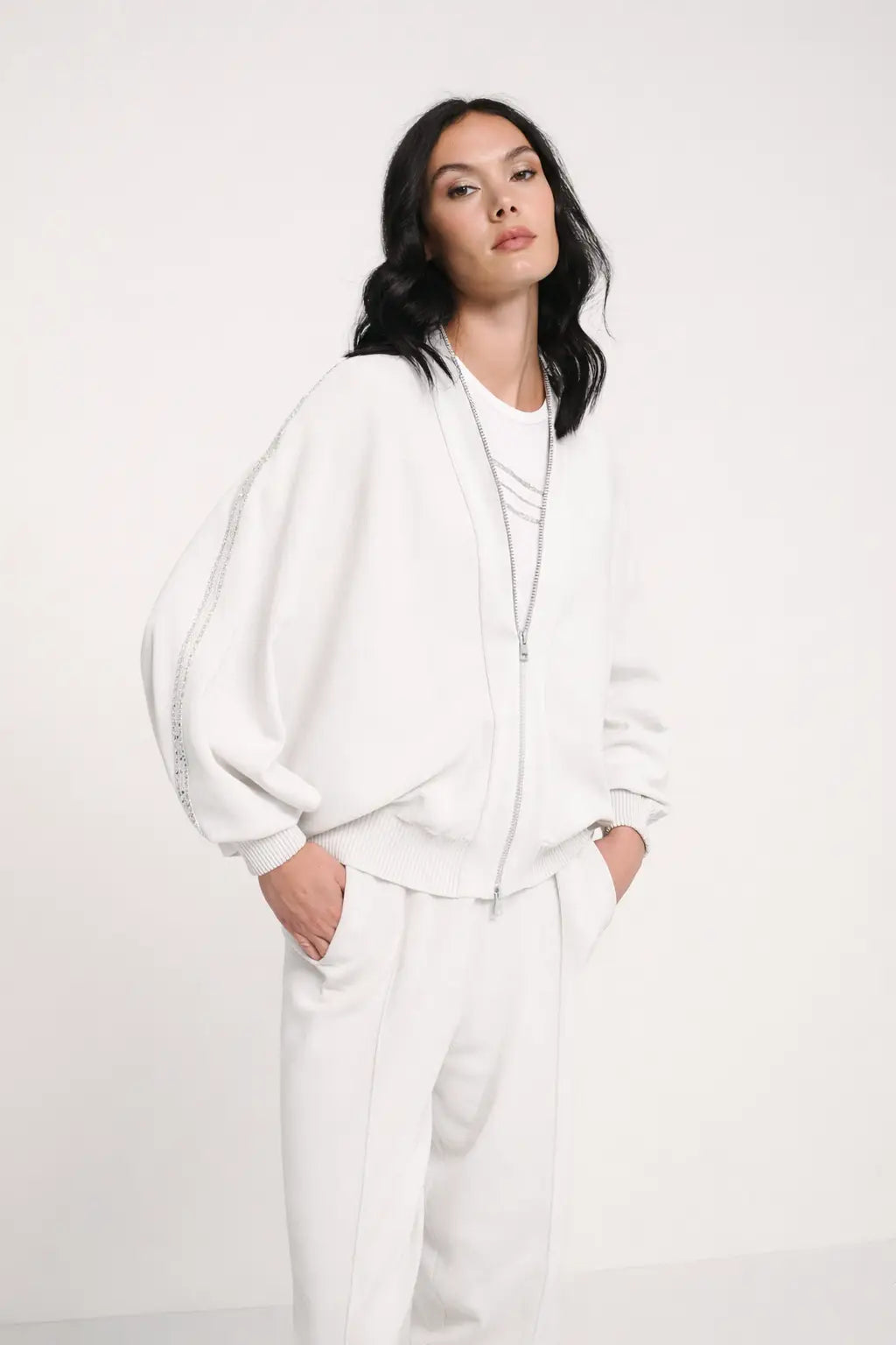 #Colore_WHITE