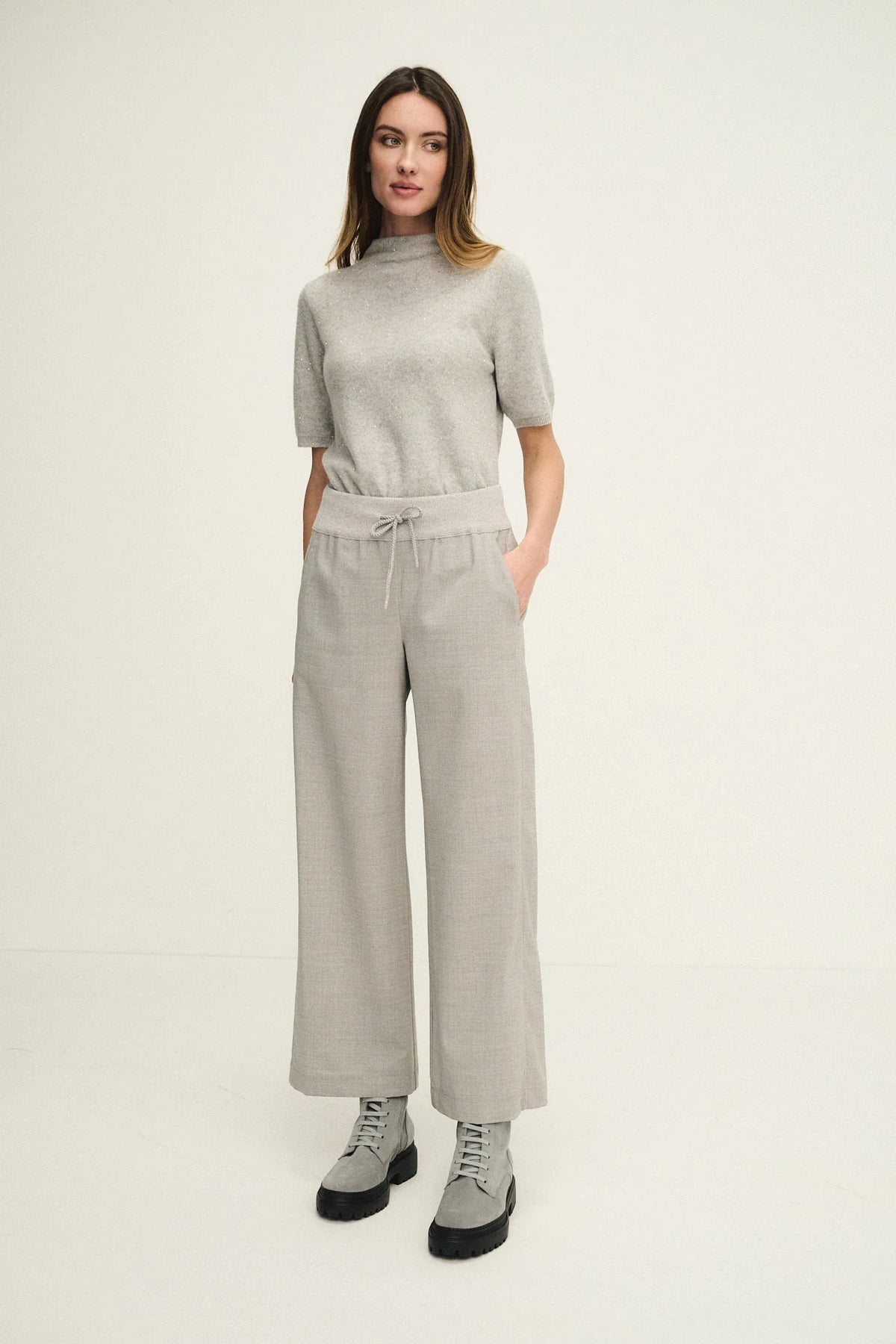 Cropped palazzo trousers in cool wool