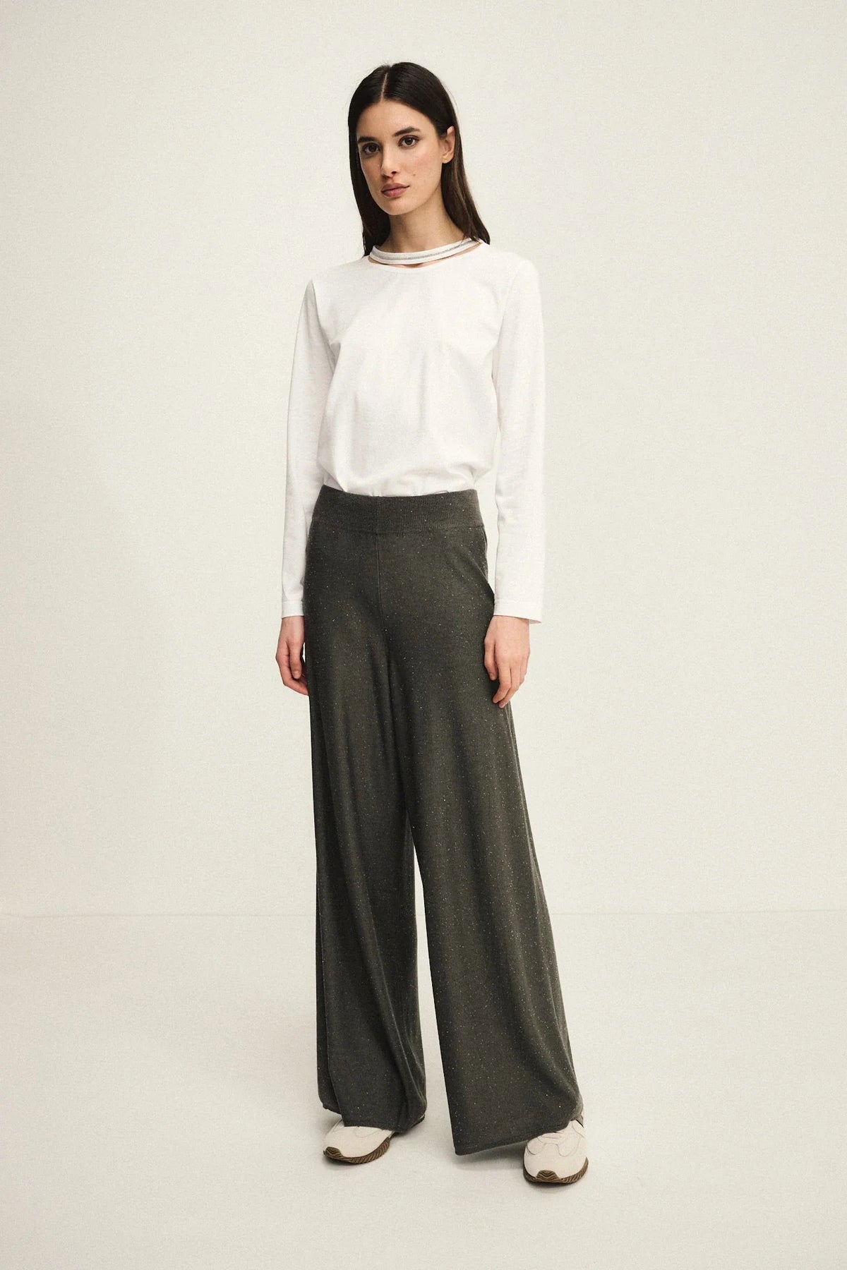 Dazzling palazzo knit trousers