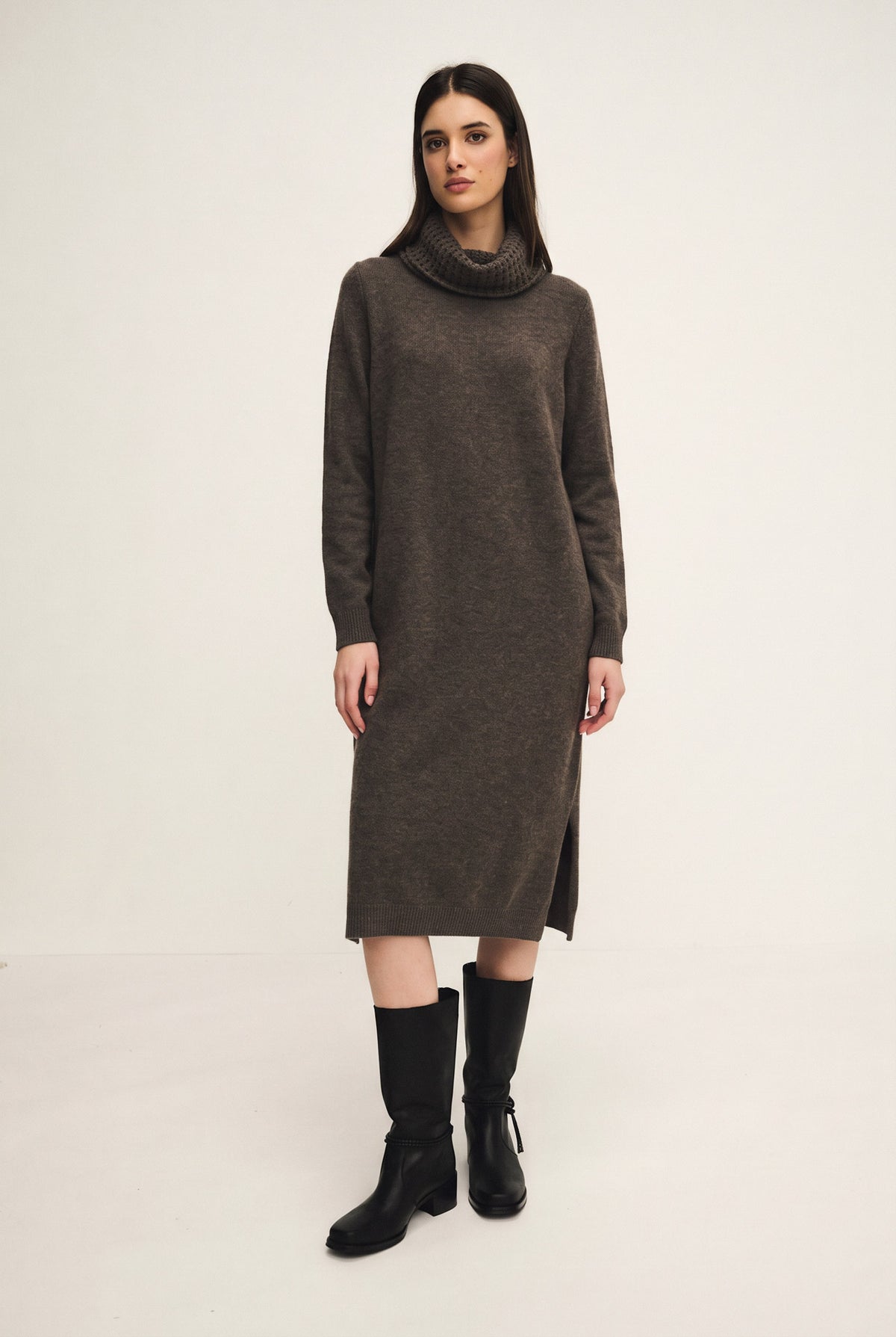 Abito dazzling in maglia con collo crochet