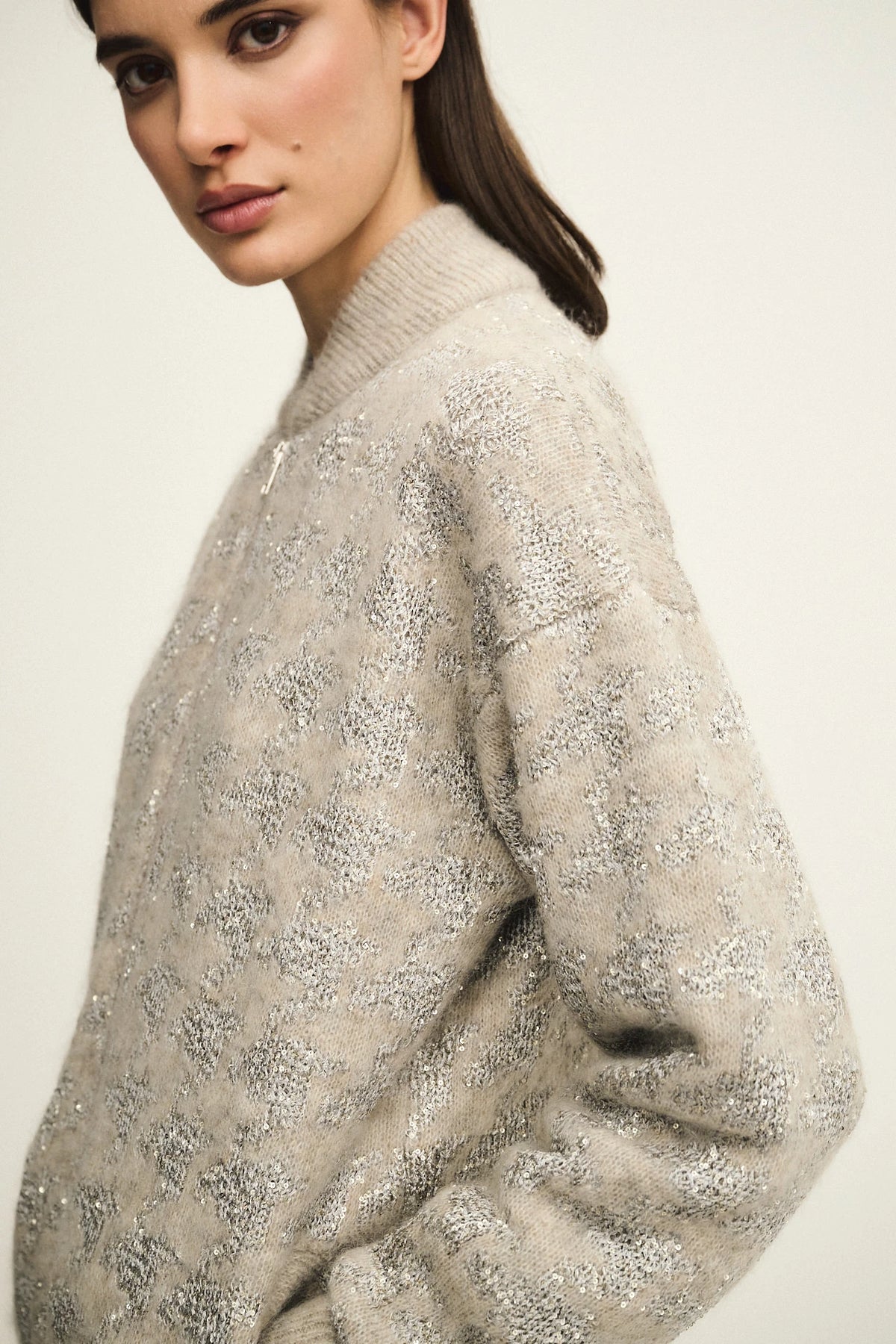 Diamond jacquard knit zip cardigan