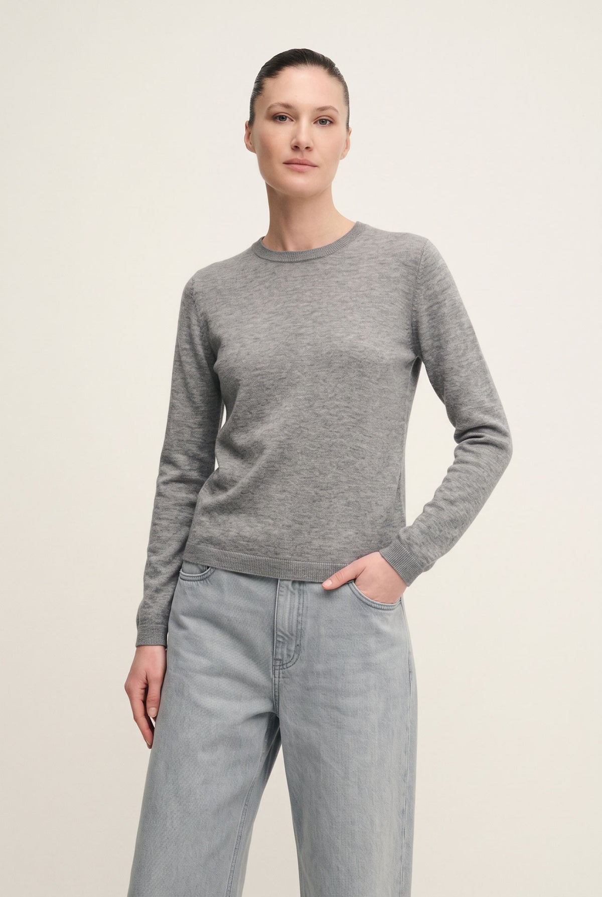 Girocollo in maglia superfine di puro cashmere