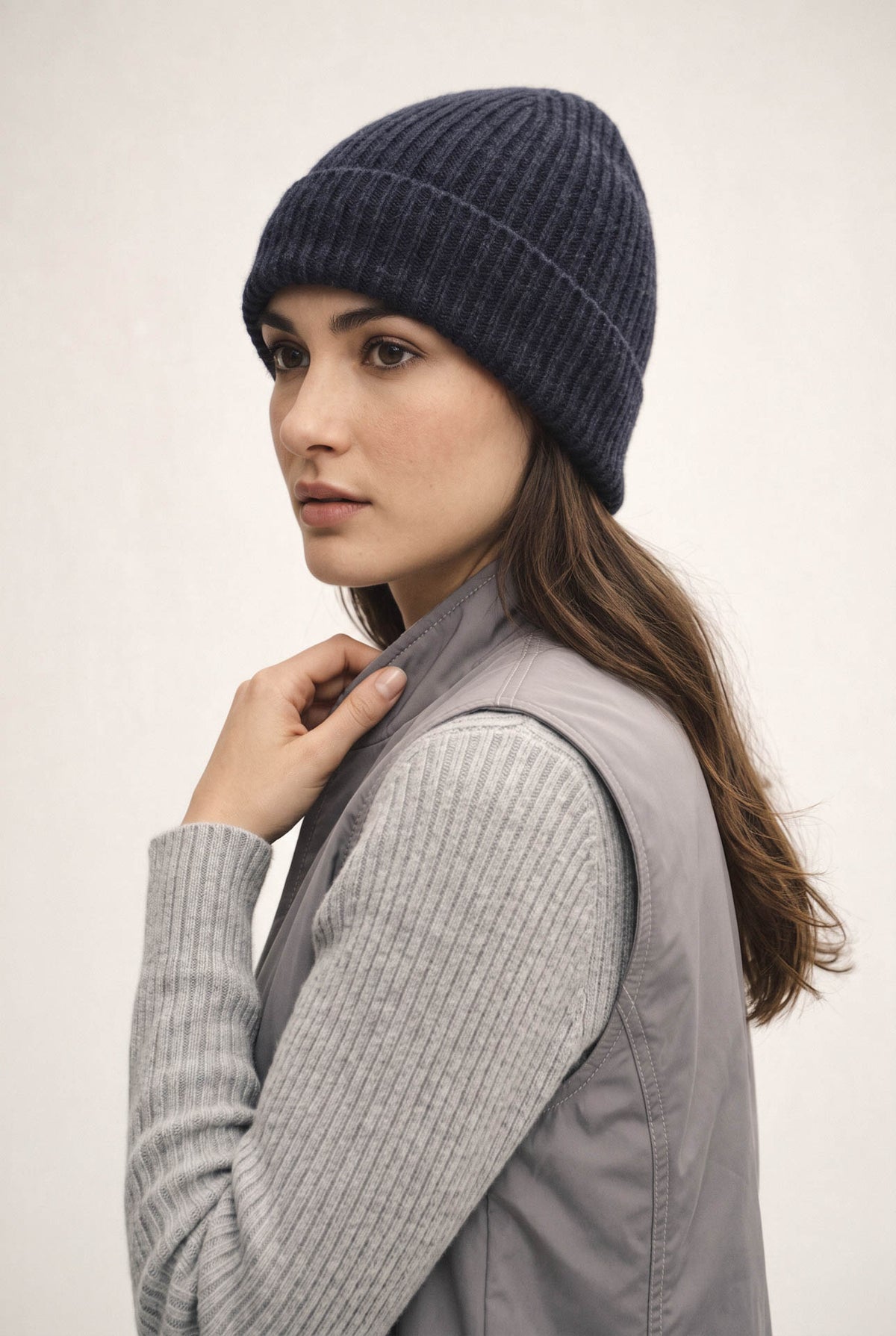 Cuffia shiny in cashmere