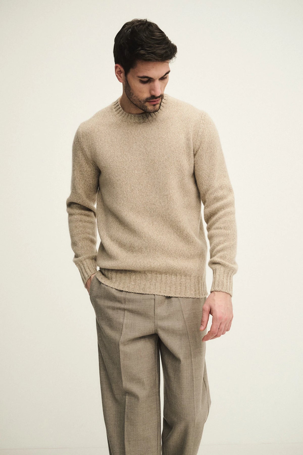 Maglia girocollo in cashmere rigenerato mélange