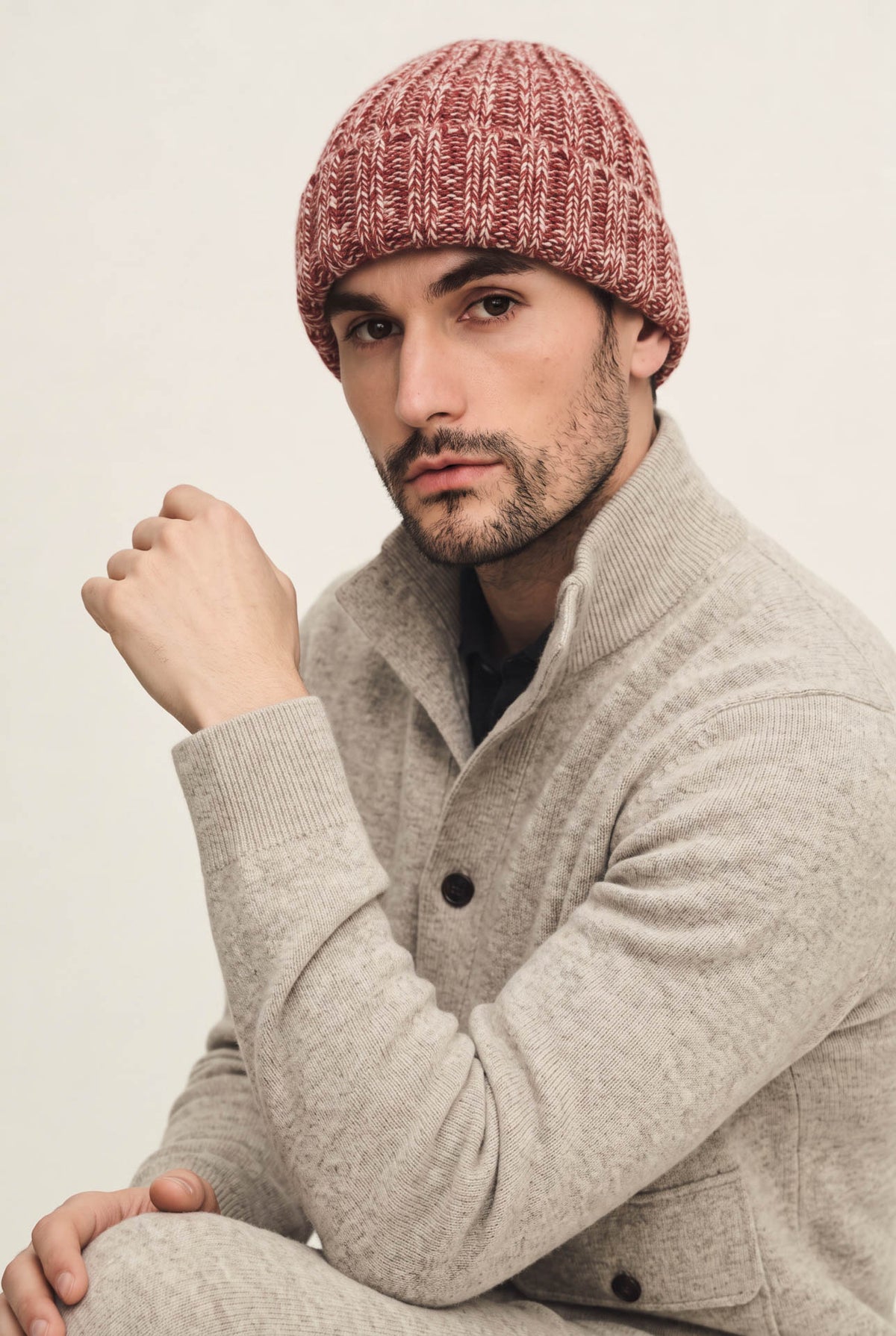 Cuffia a coste in lana e cashmere mouline