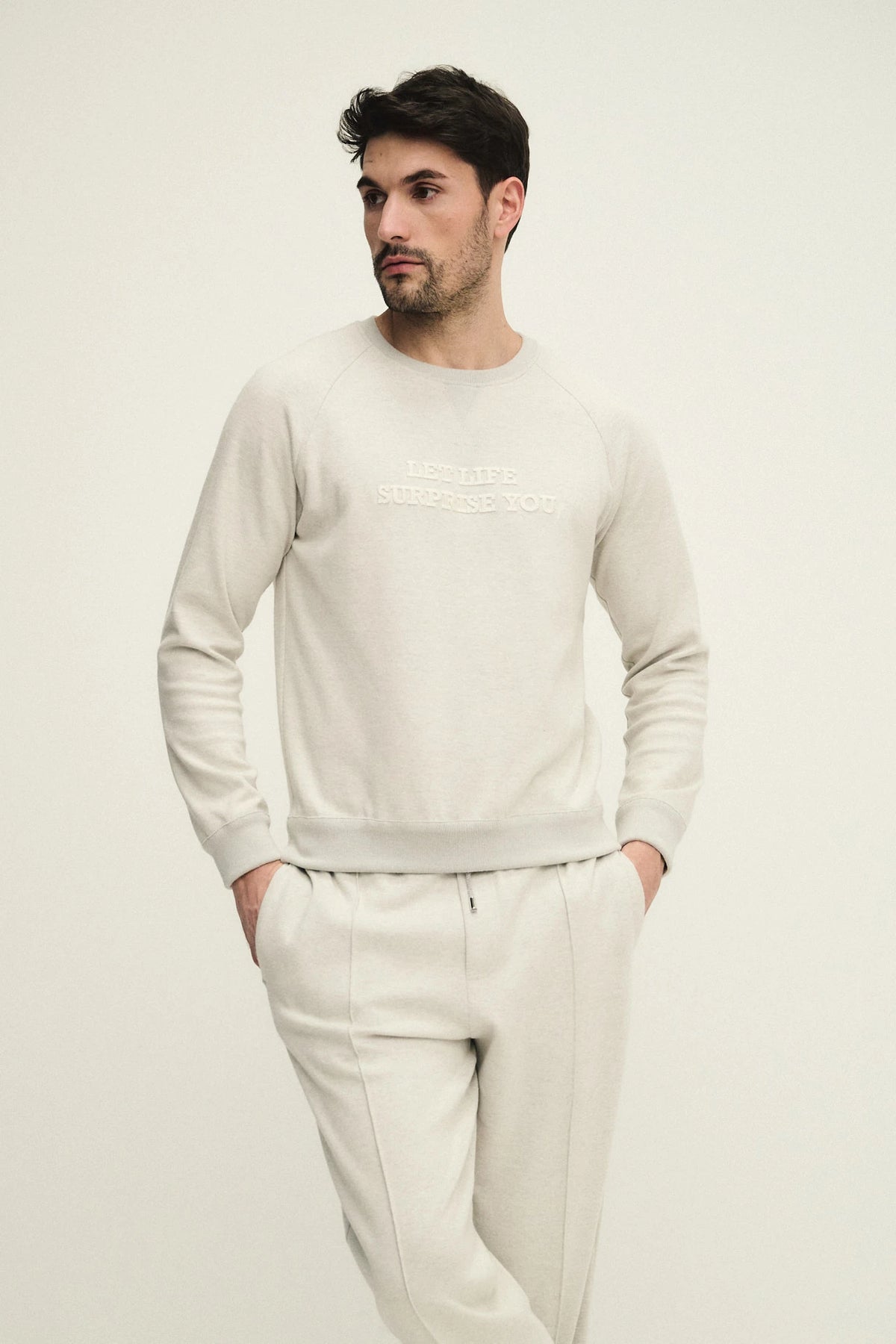 Topwear girocollo in cotone e cashemere con ricamo