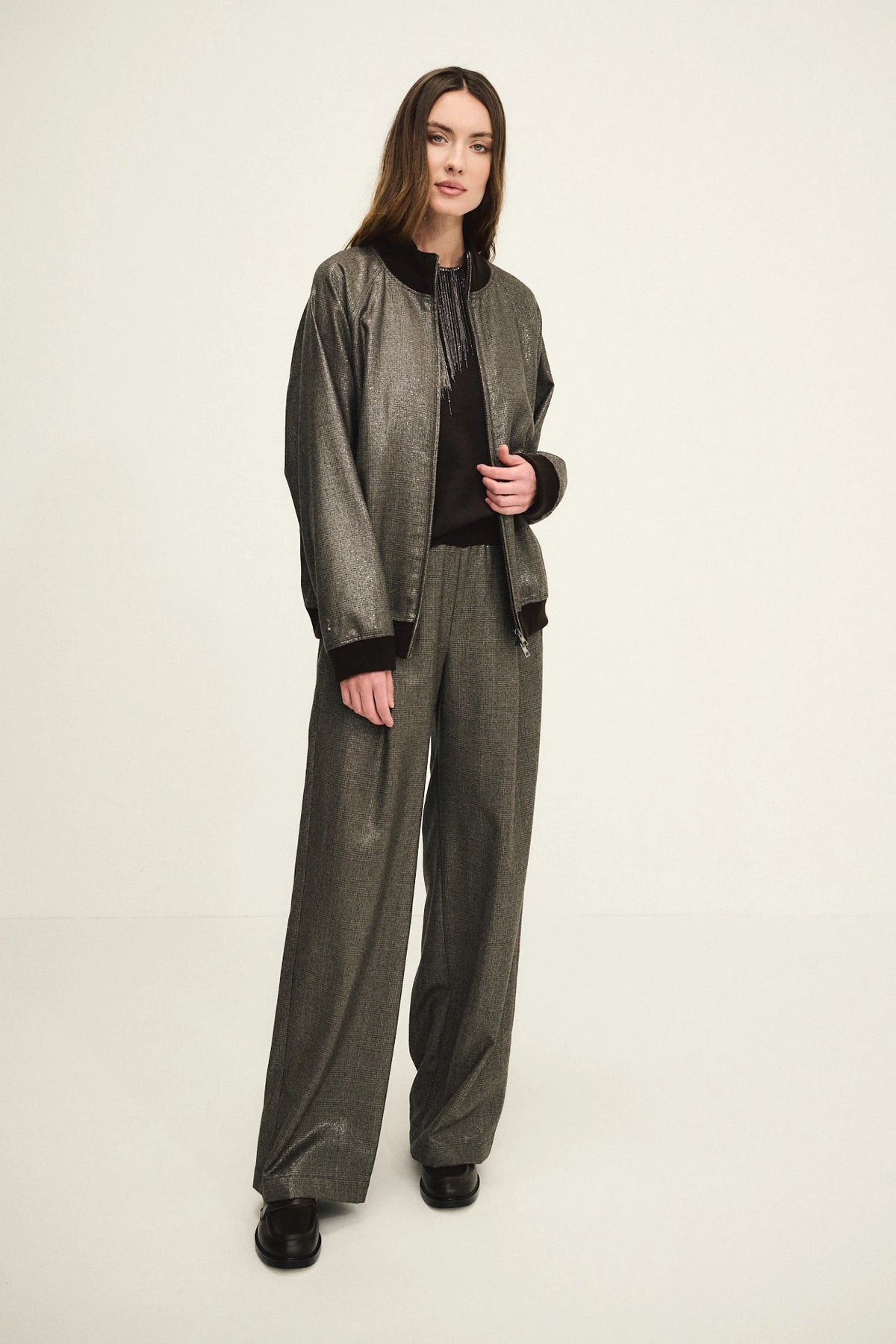 Pantalone shiny in fresco lana