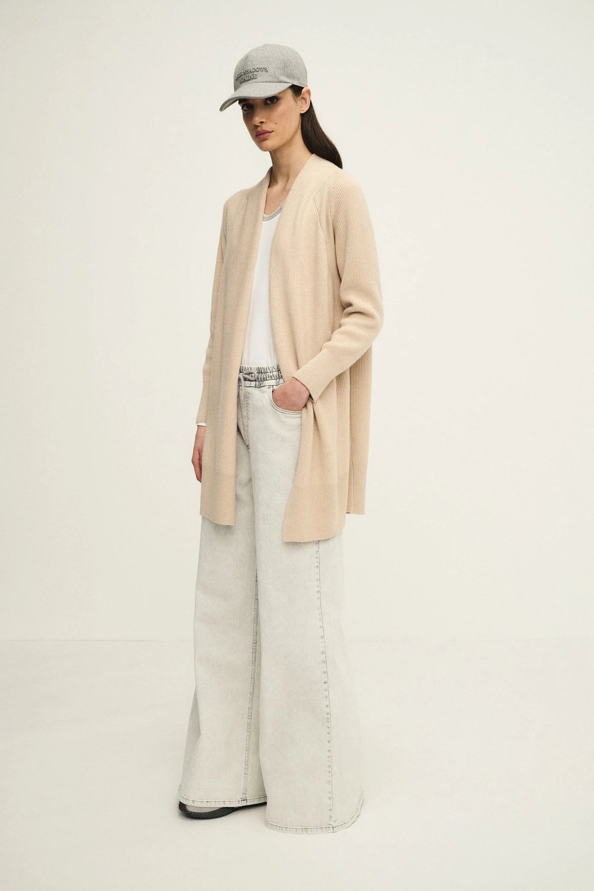 English knit cardigan with jewel