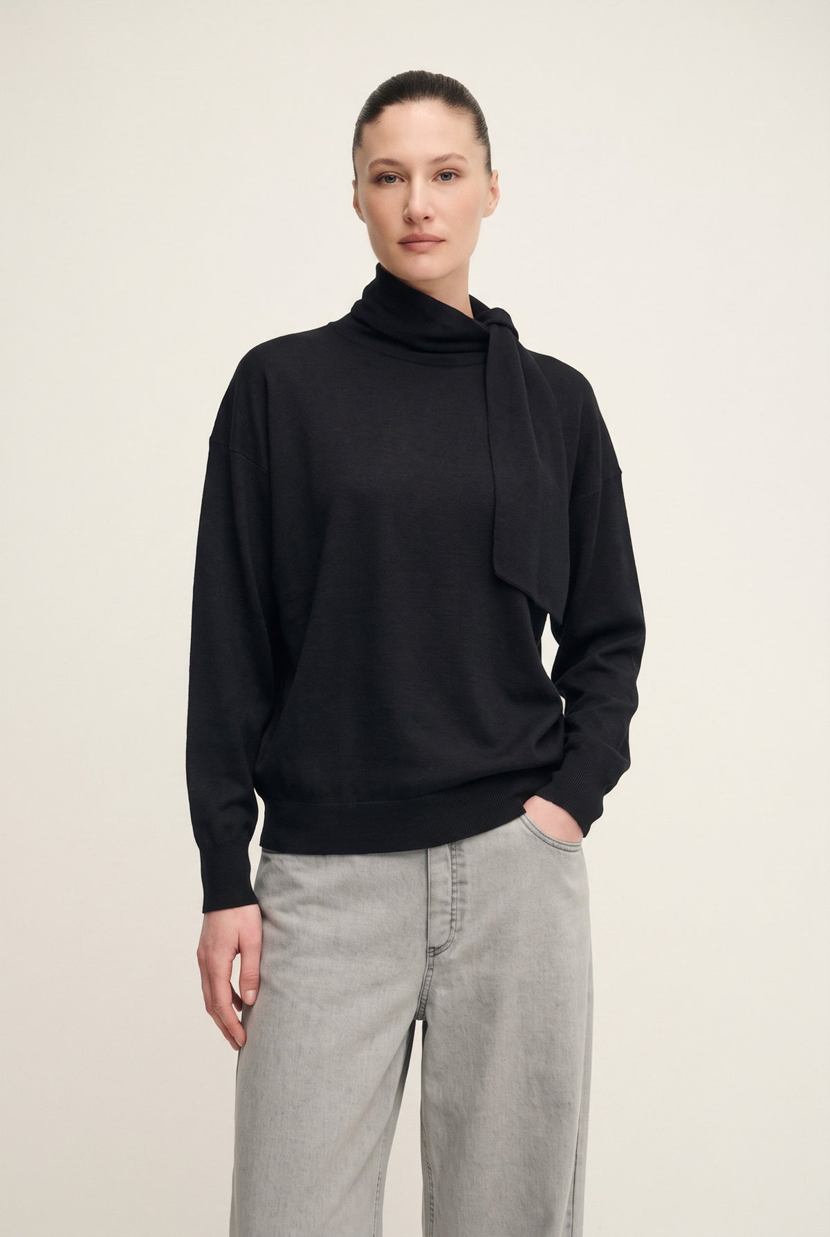 Silk wool foulard-neck sweater