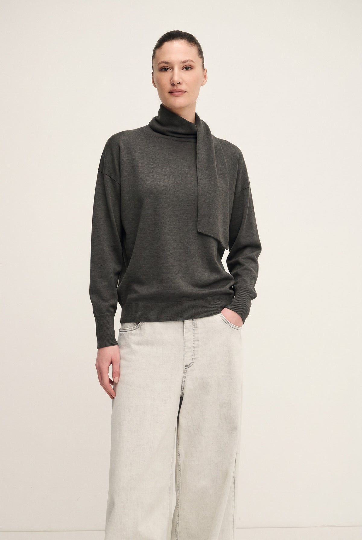 Silk wool foulard-neck sweater