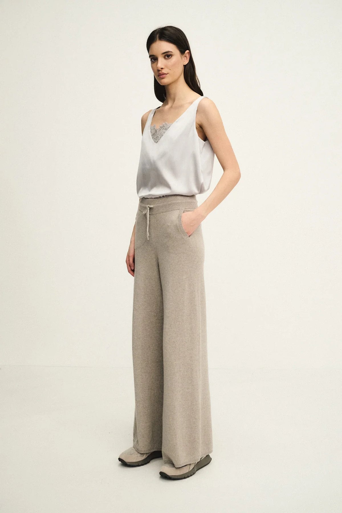 Pantalone wide leg in maglia