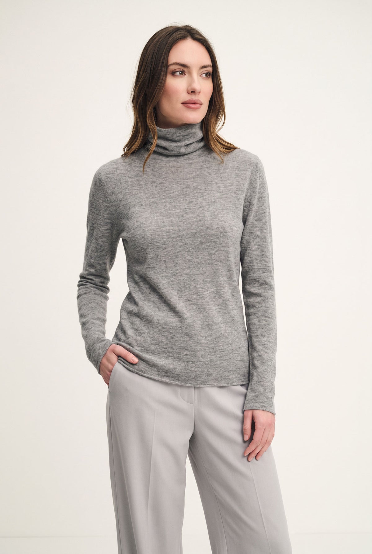 Superfine pure cashmere turtleneck sweater