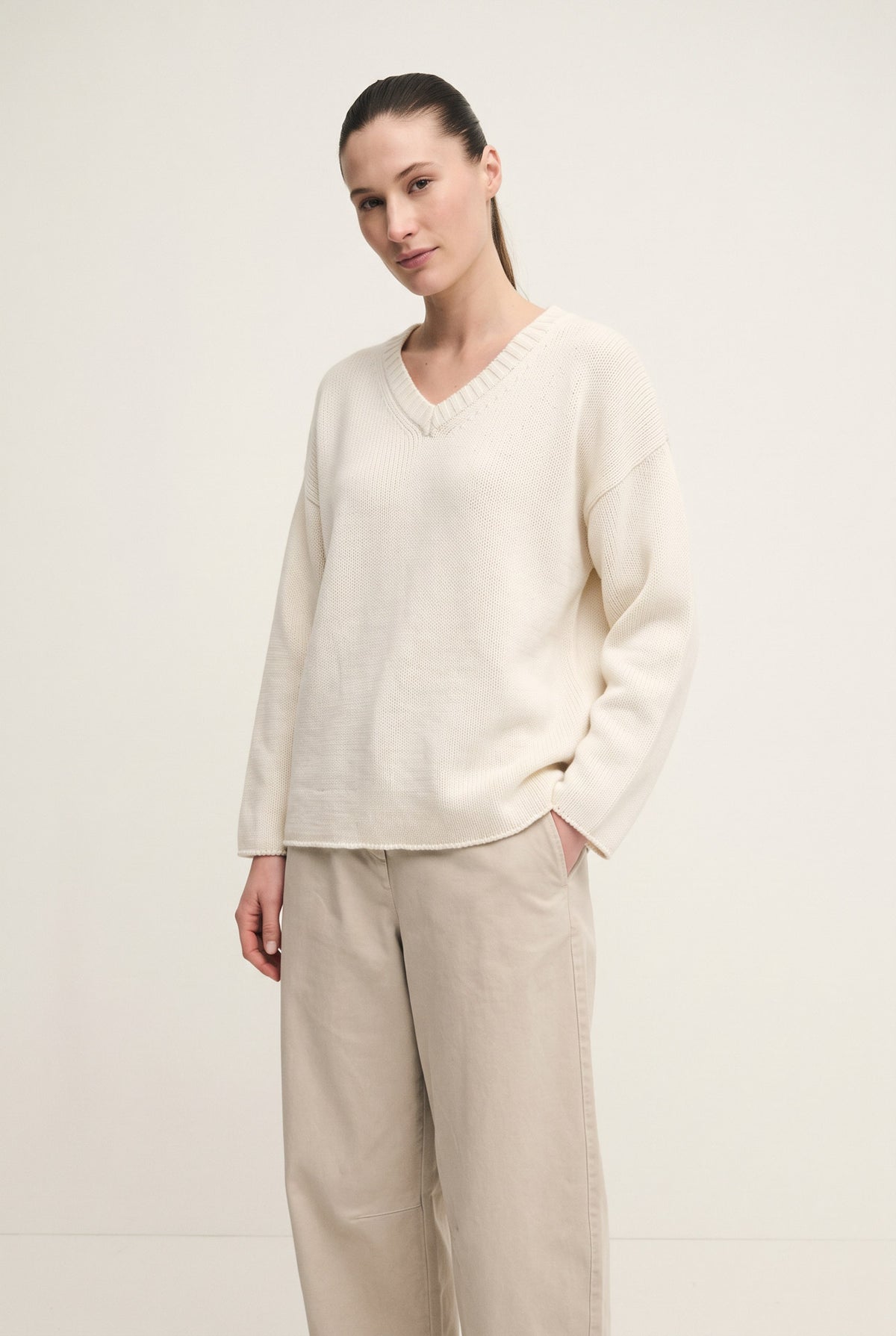 V-neck cloud cashmere sweater