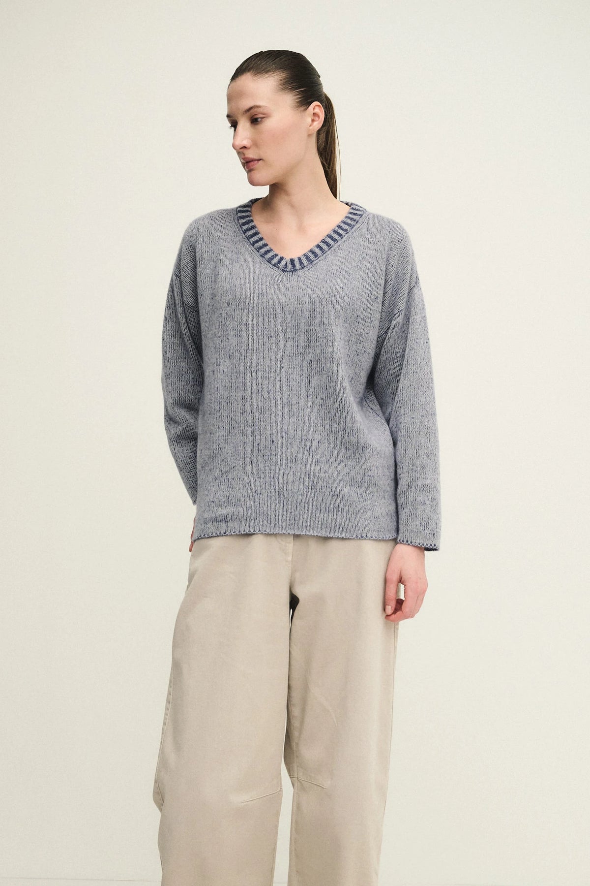 V-neck cloud cashmere sweater