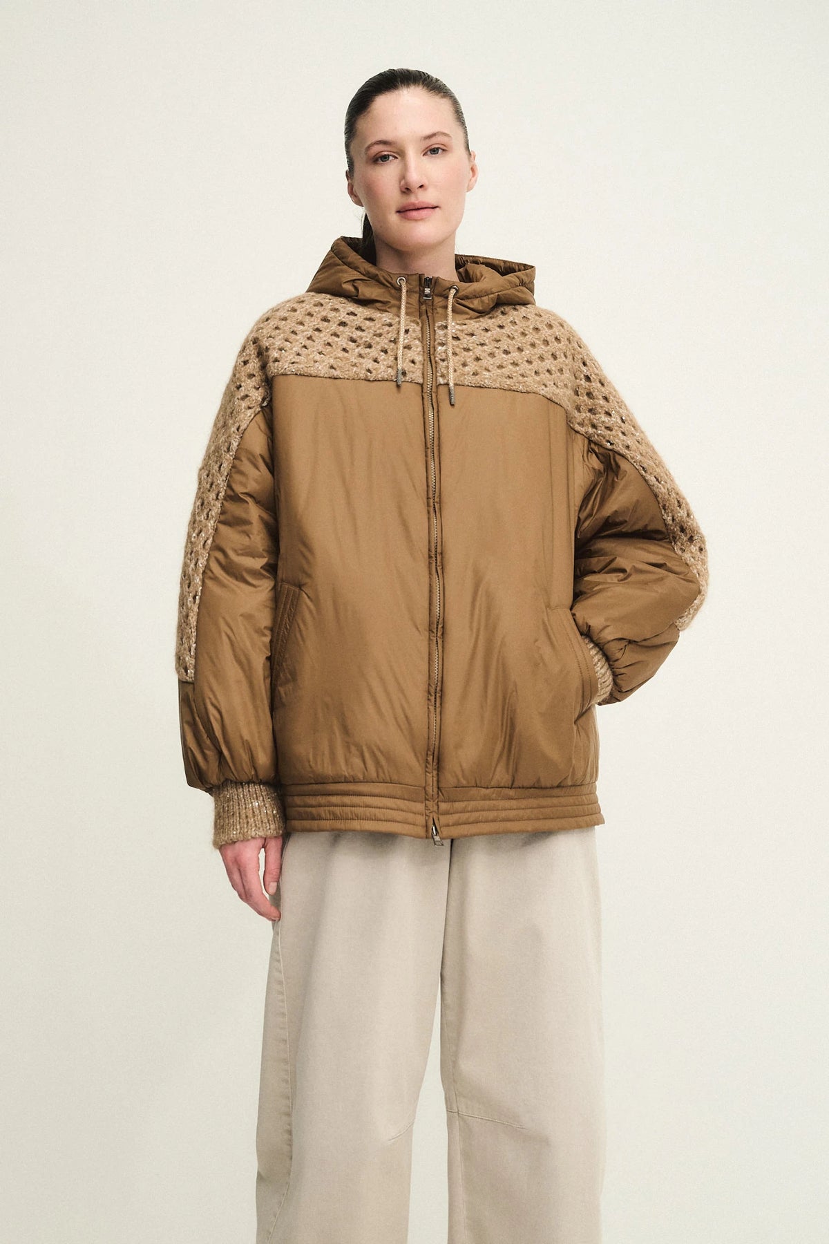 Outerwear con inserto in maglia traforata