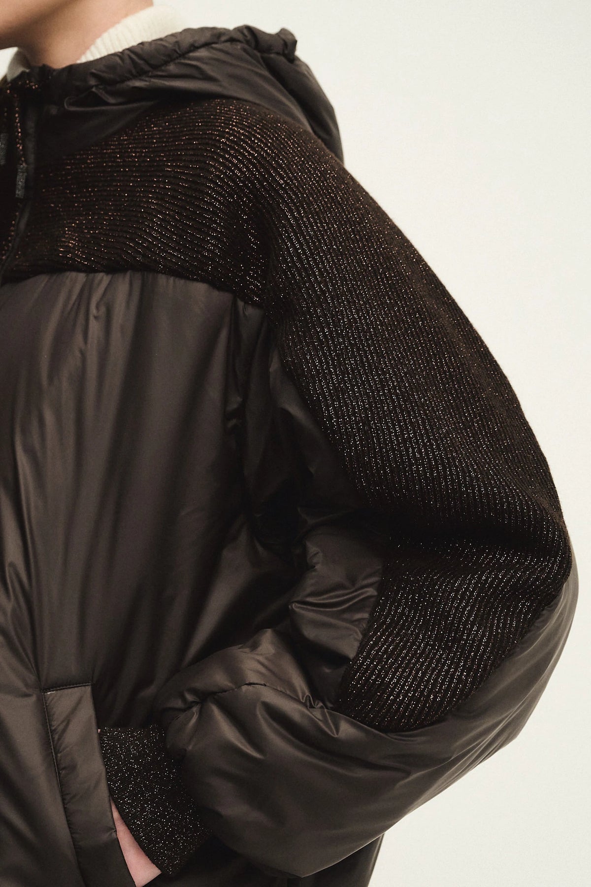 Outerwear con inserto in maglia traforata