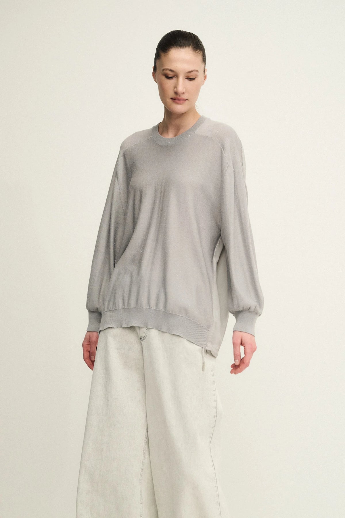 Maglia dazzling over con inserti di tessuto crêpe