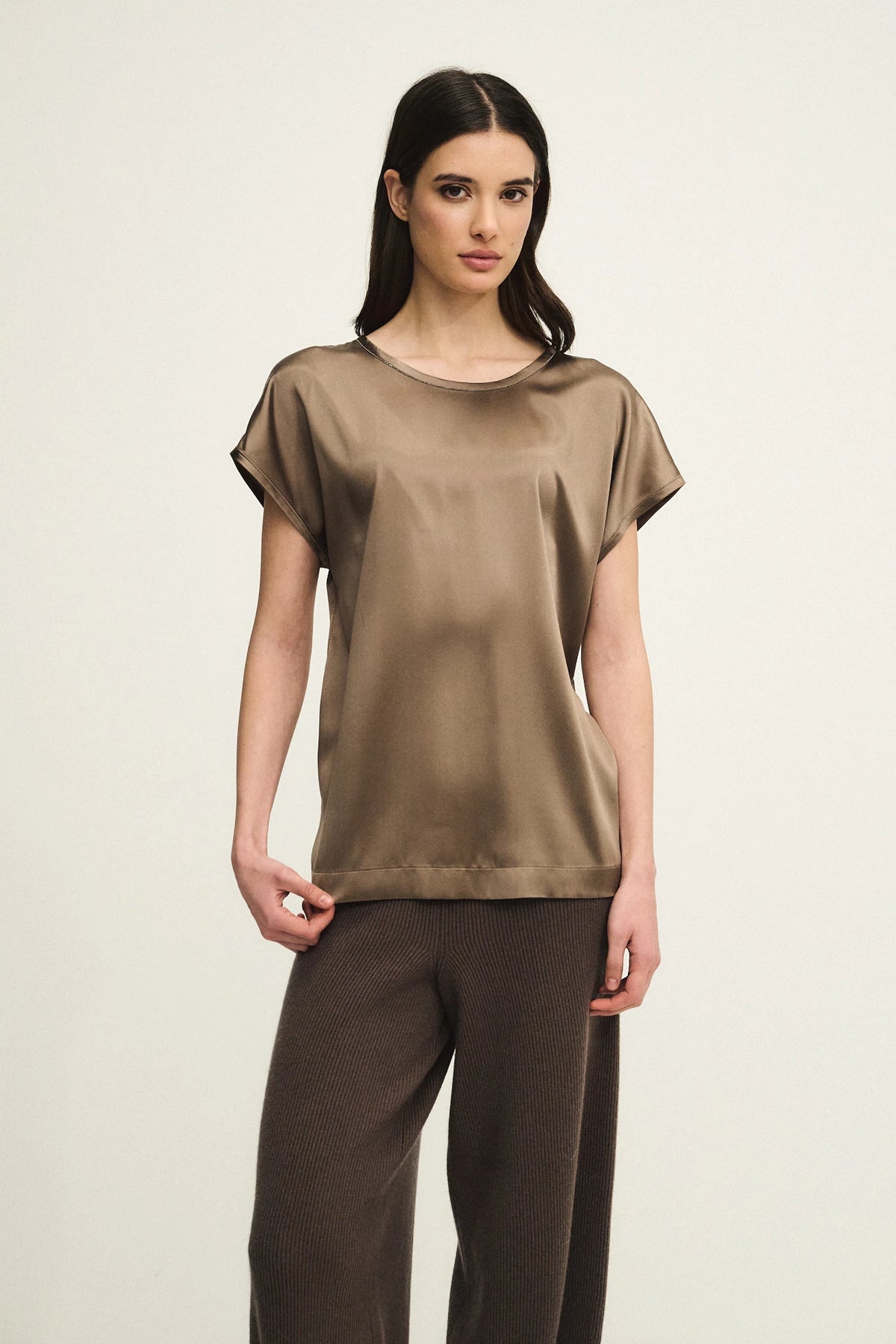 Silk short-sleeved top