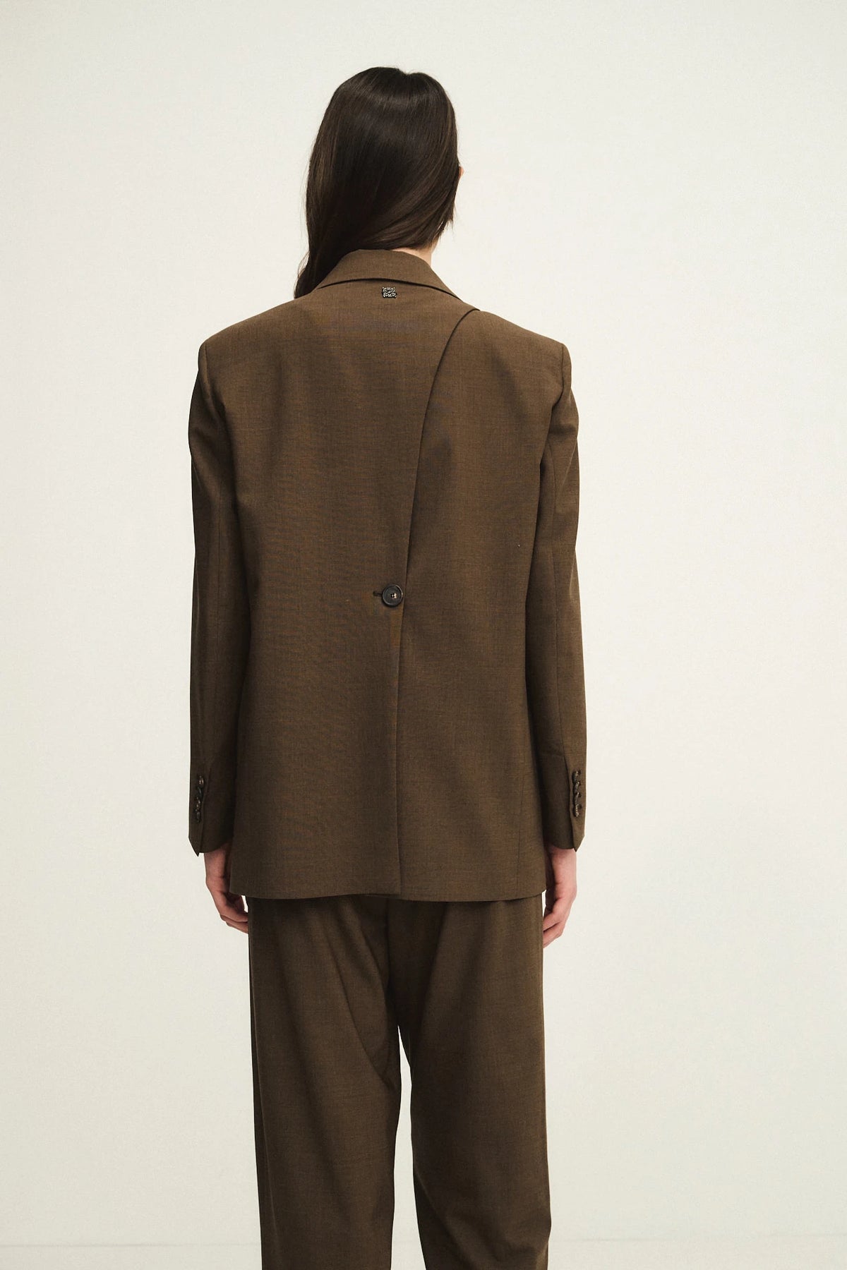 Single-breasted cool wool blazer