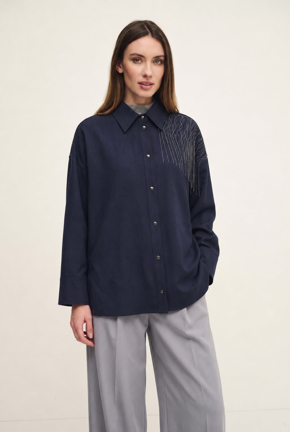 Overshirt con monile