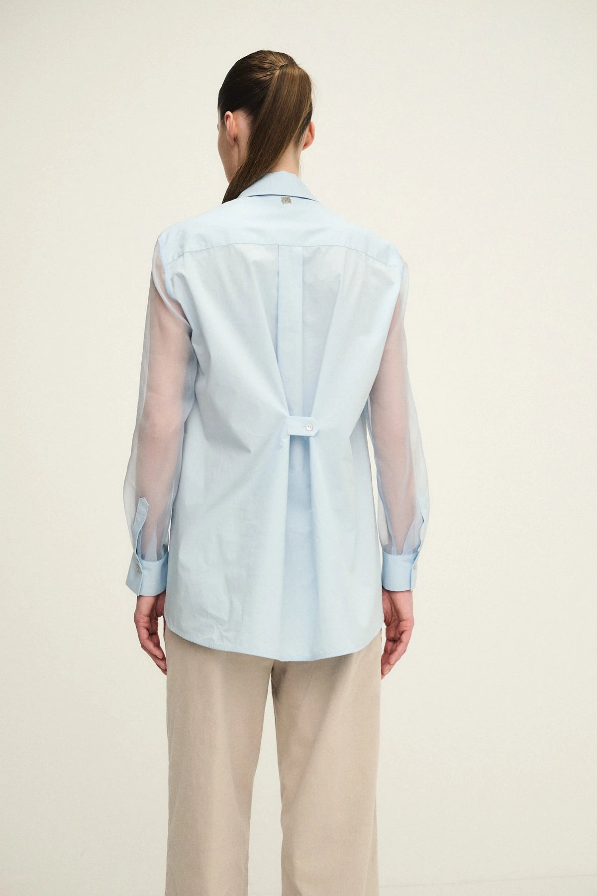 Camicia in popeline con maniche in organza