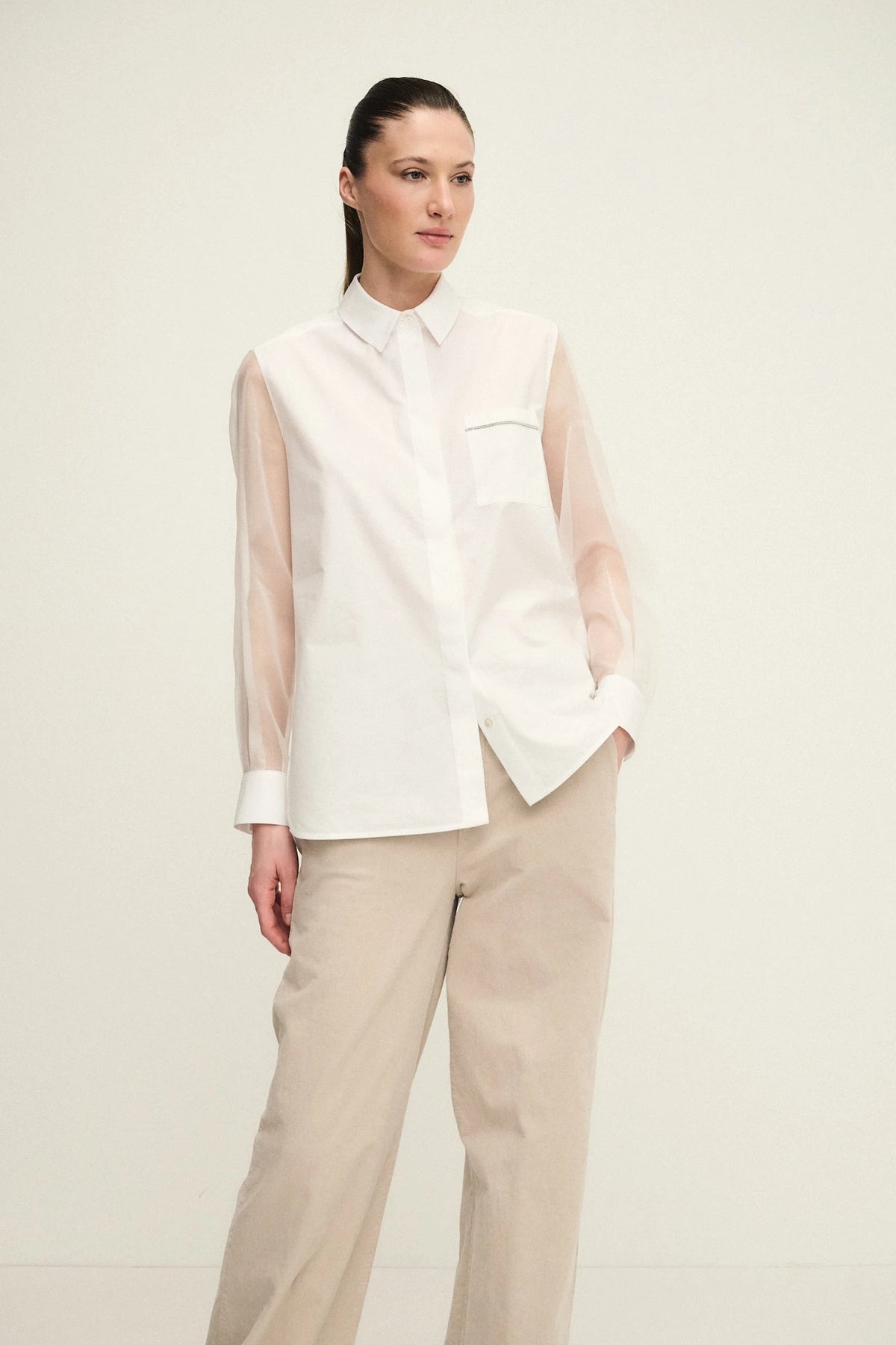 Poplin shirt with organza sleeves