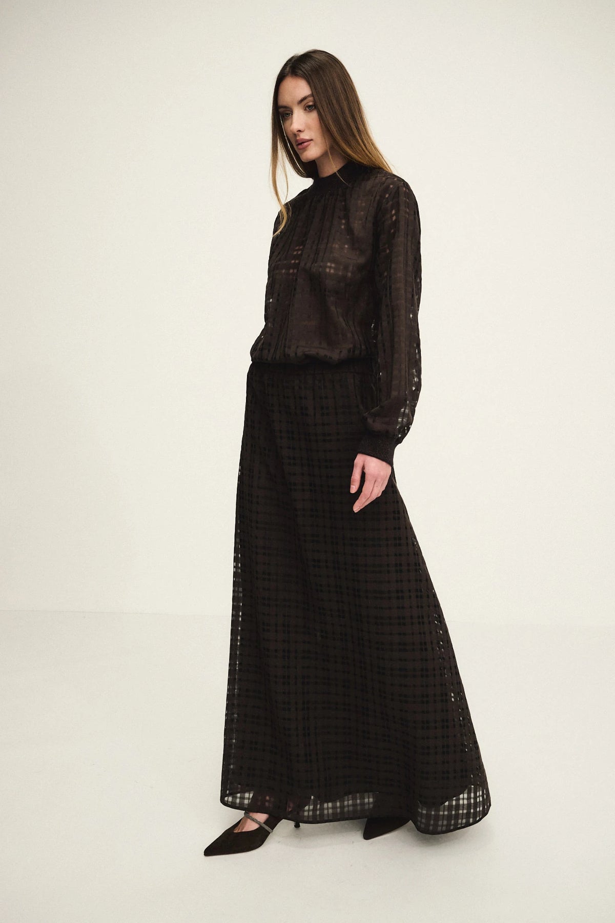 Gonna in check semi-sheer