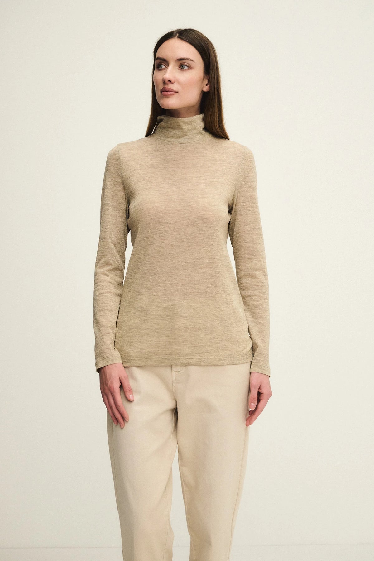 T-shirt collo alto in jersey di lana e lurex