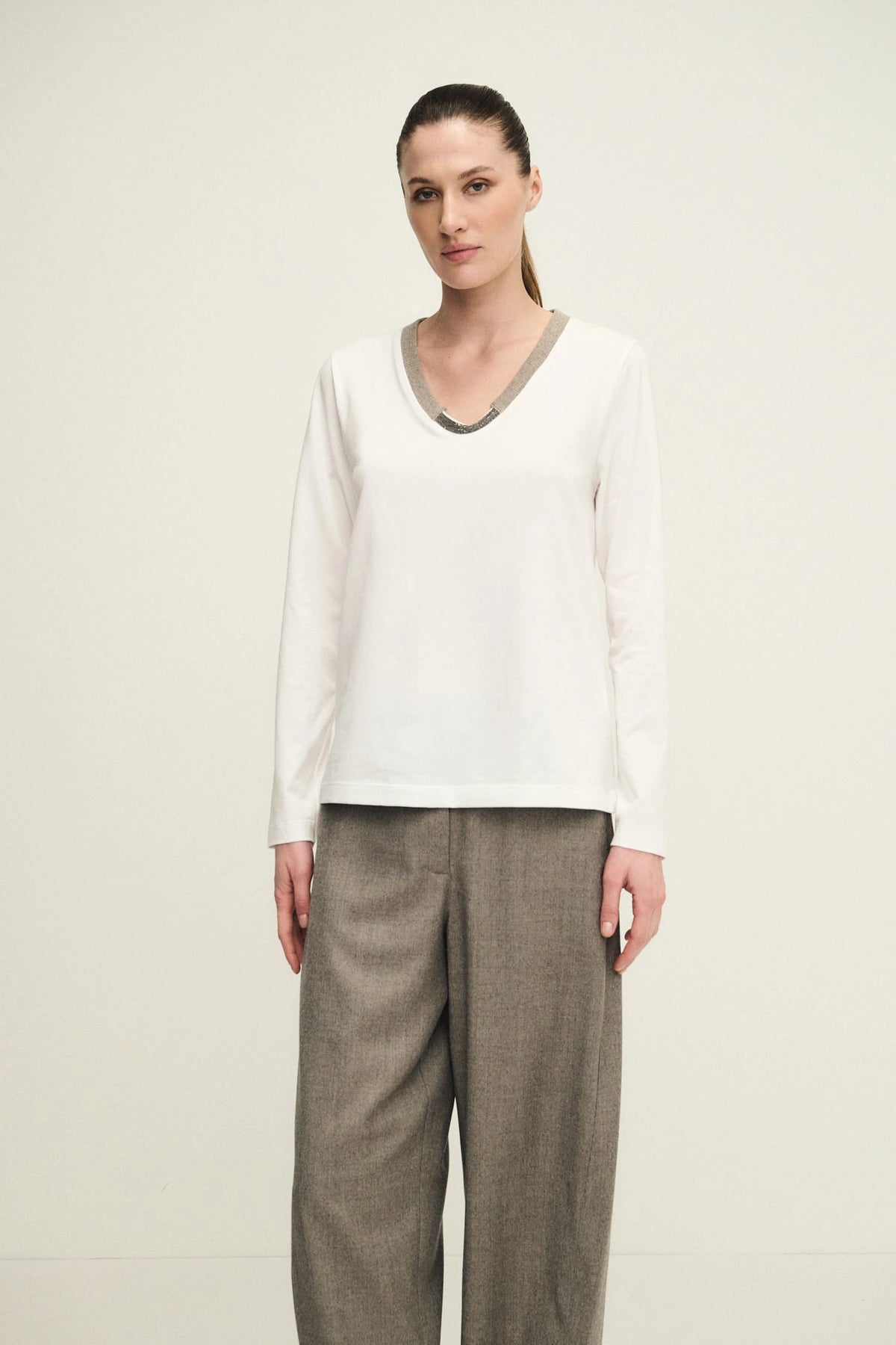 T-shirt con scollo a V in jersey di cotone