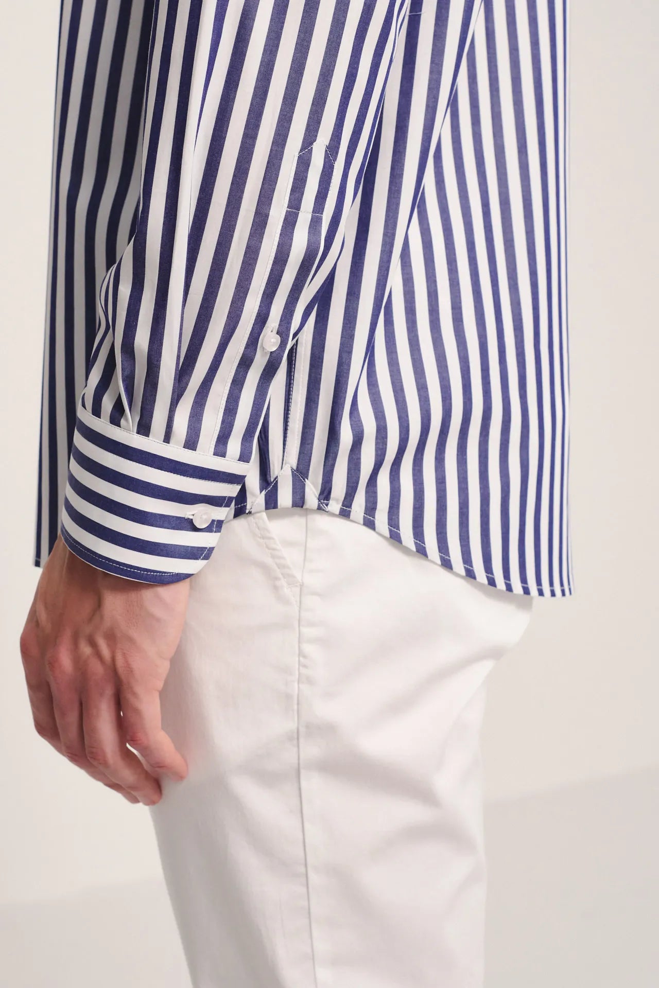 #Colore_WHITE/DEEP
