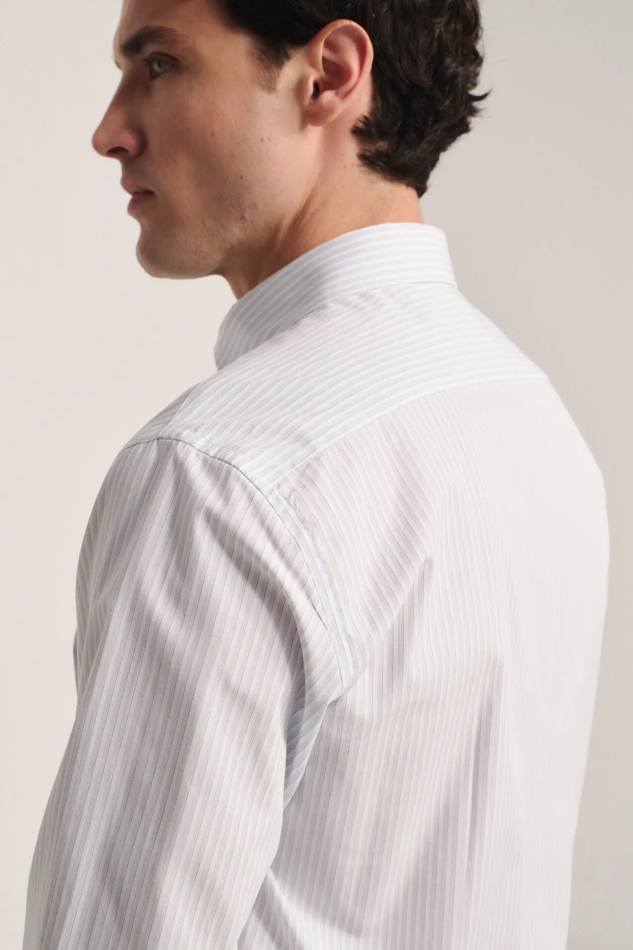 #Colore_WHITE/BREEZE