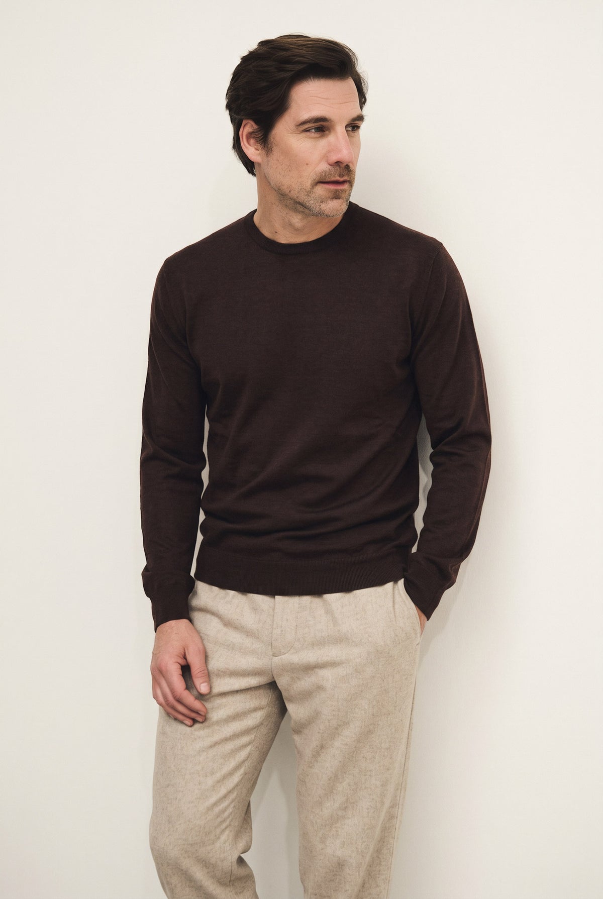 Virgin wool and silk crew-neck sweater with two-tone detail