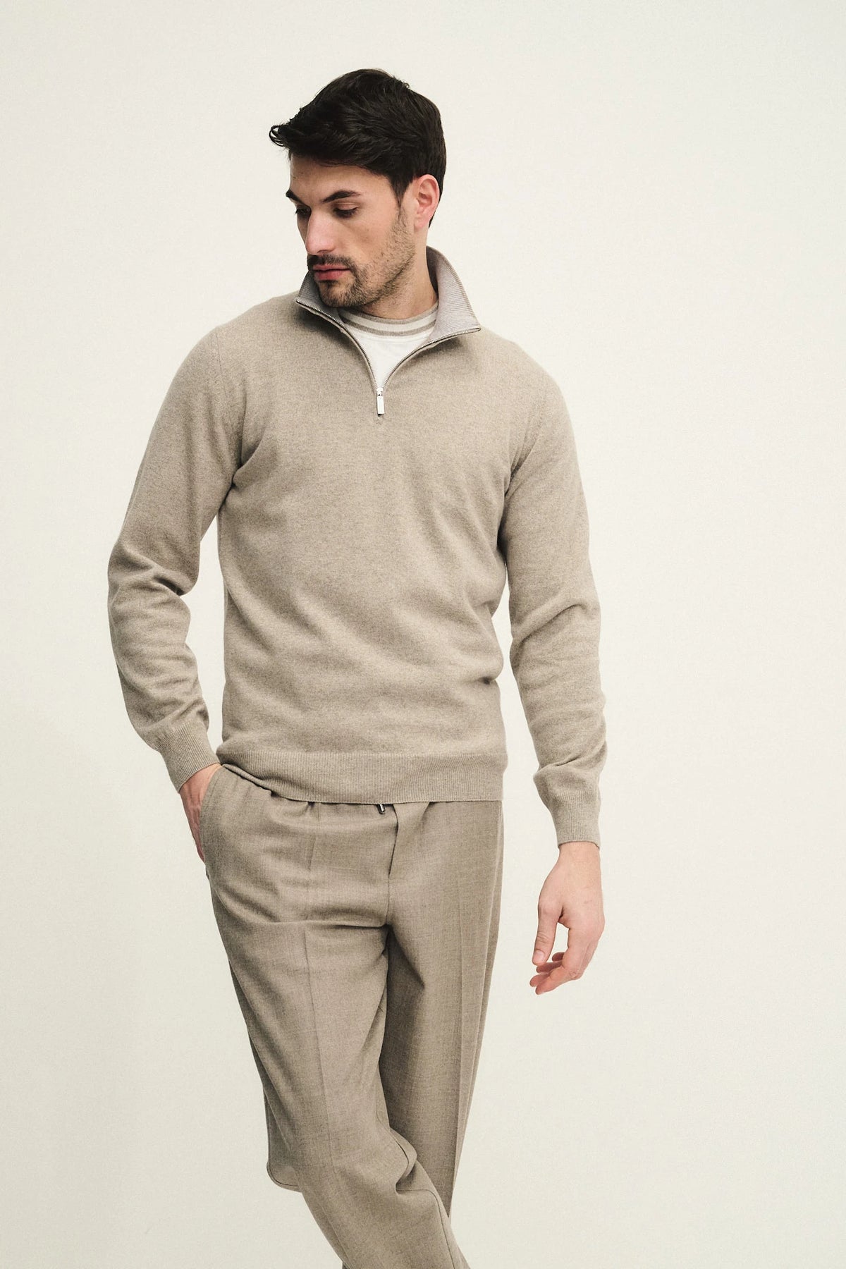 Lupetto zip in lana, seta e cashmere con dettaglio in alcantara