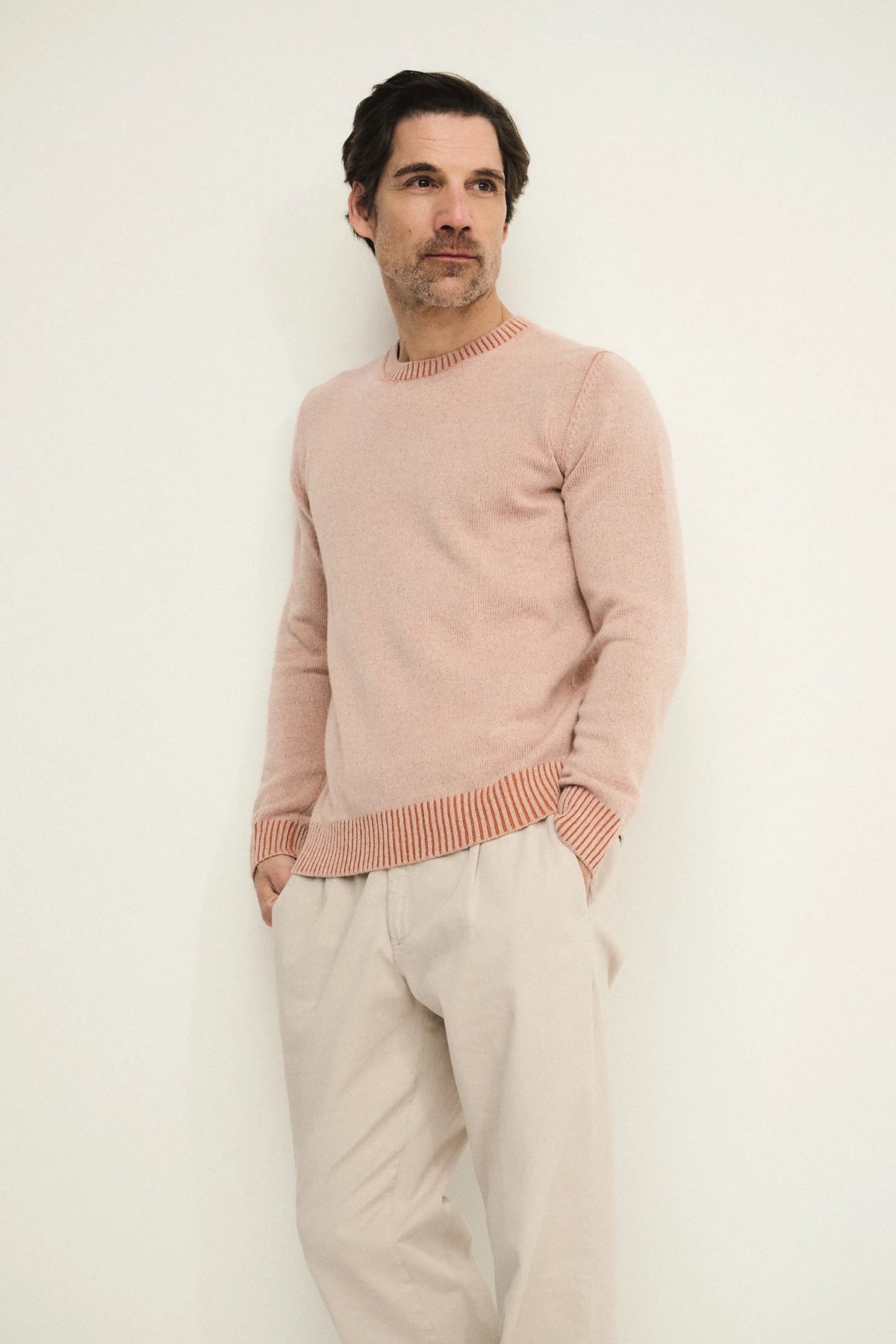 Crew neck sweater with vanisé knit