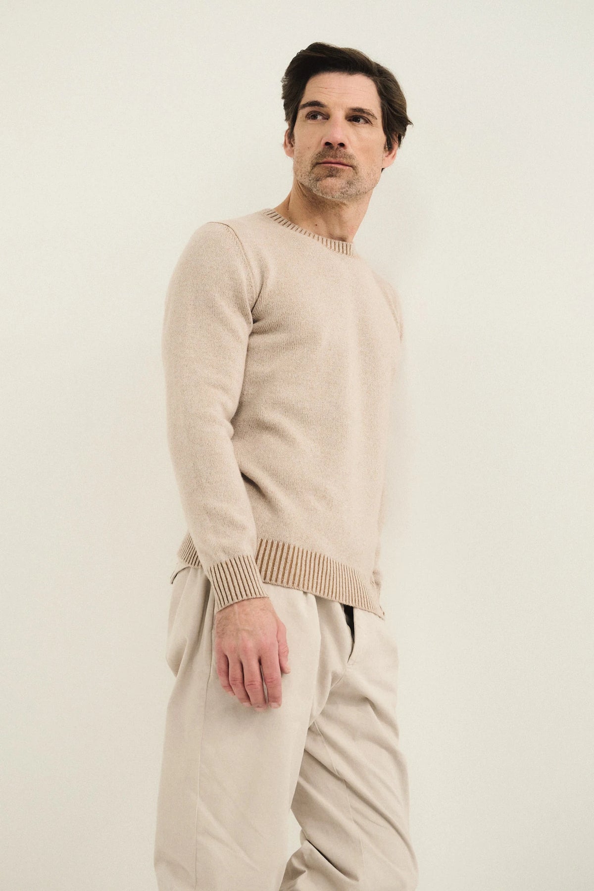 Crew neck sweater with vanisé knit