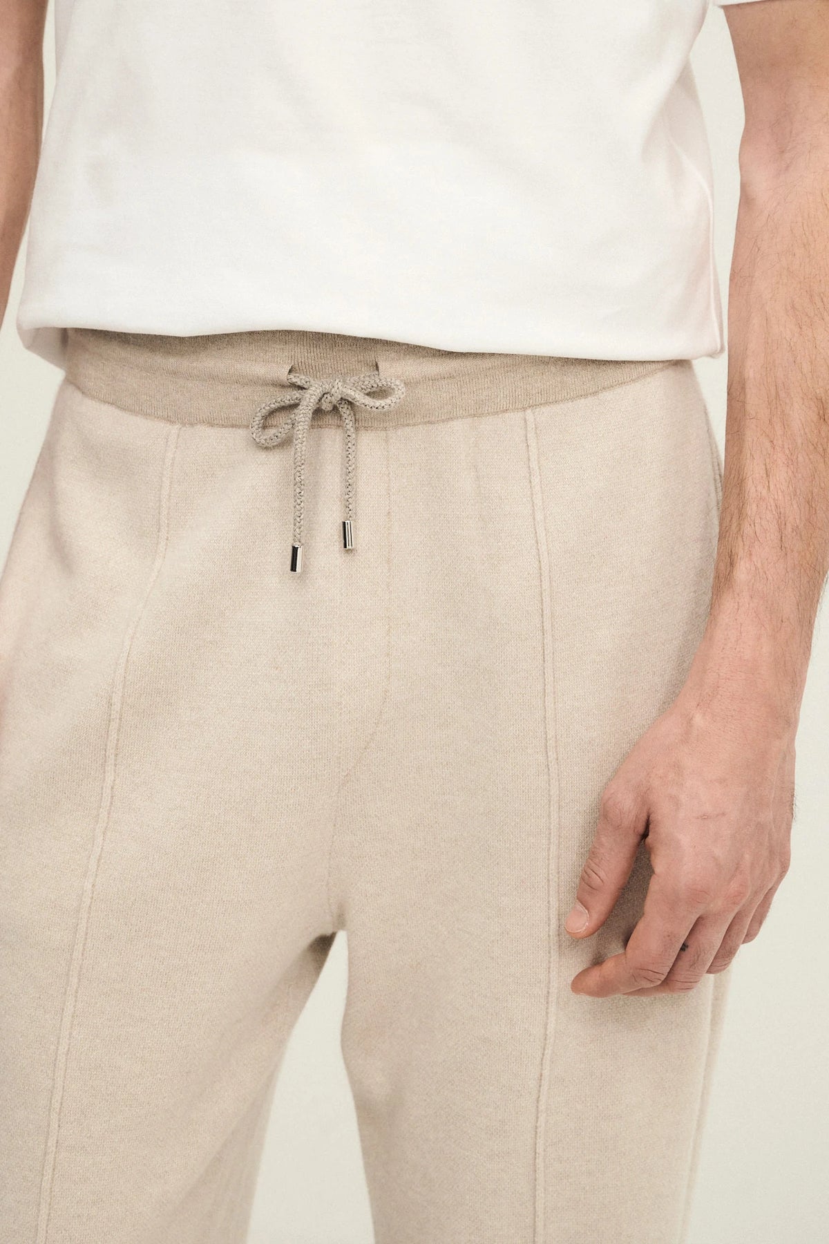 Pantaloni in maglia con coulisse in vita