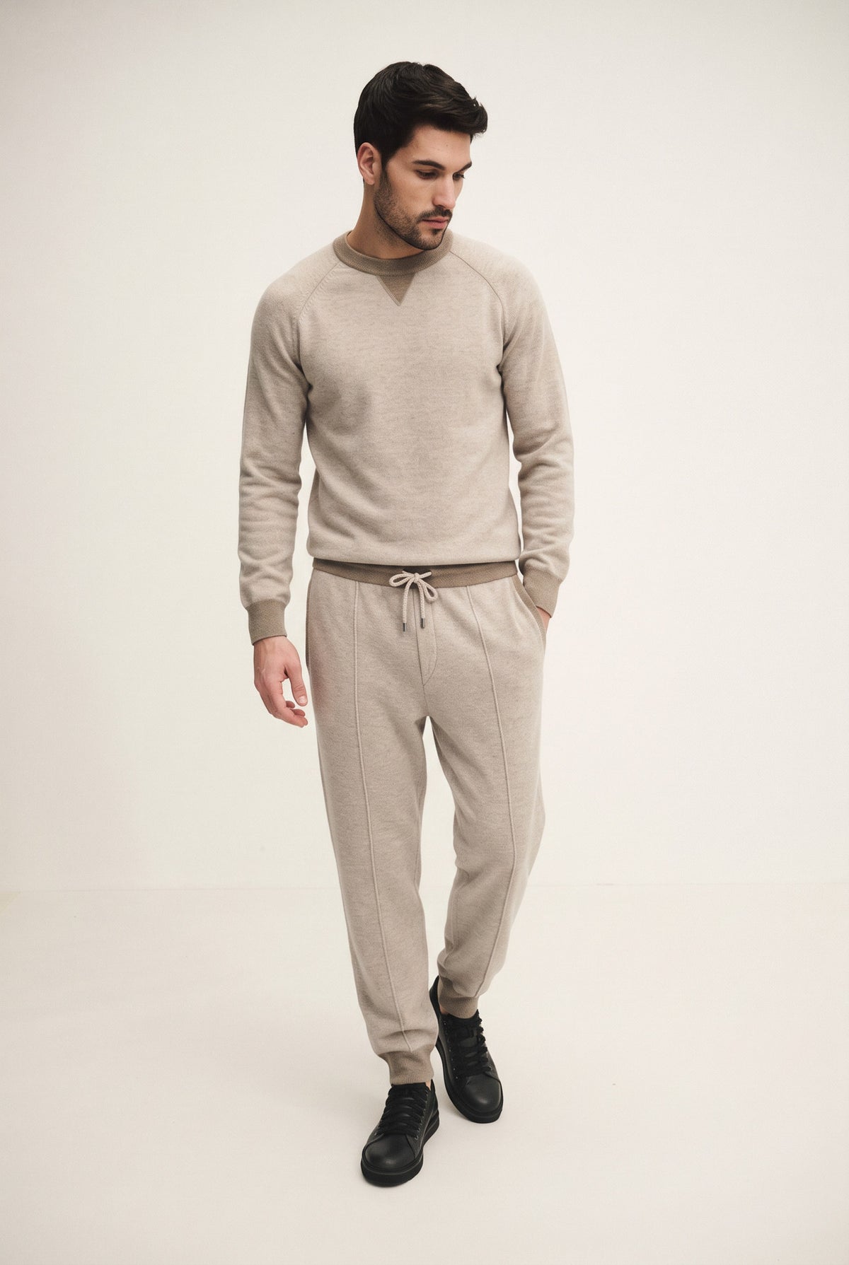 Knit trousers with drawstring waist