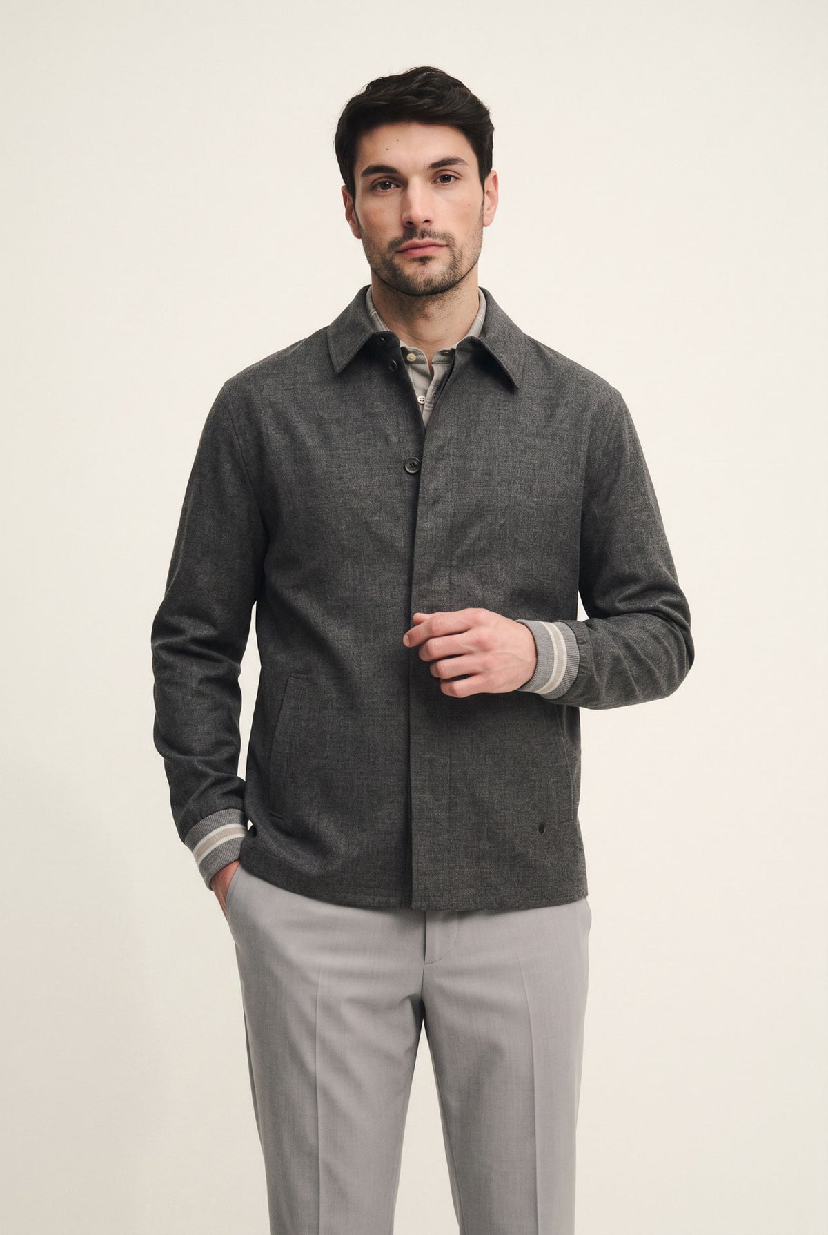 Wool overshirt with knitted pockets