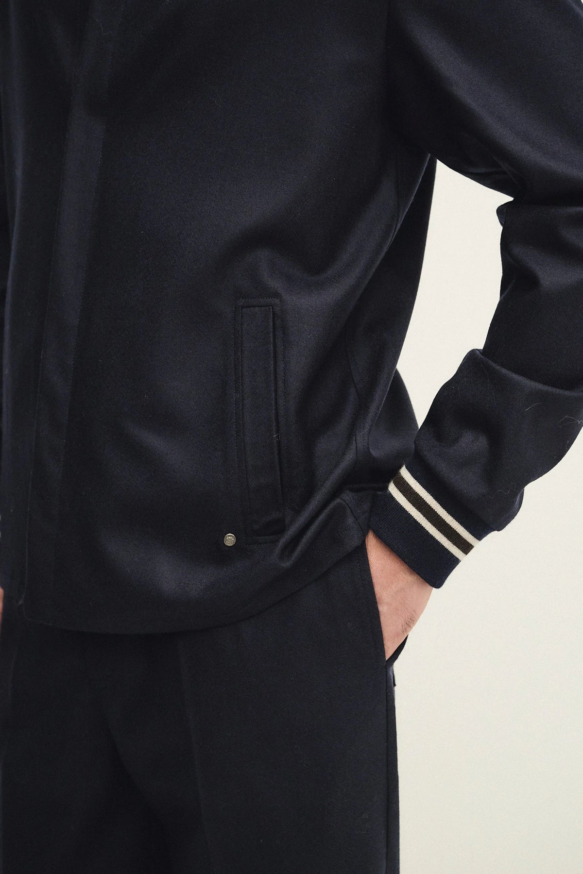 Overshirt in lana con polsi in maglia