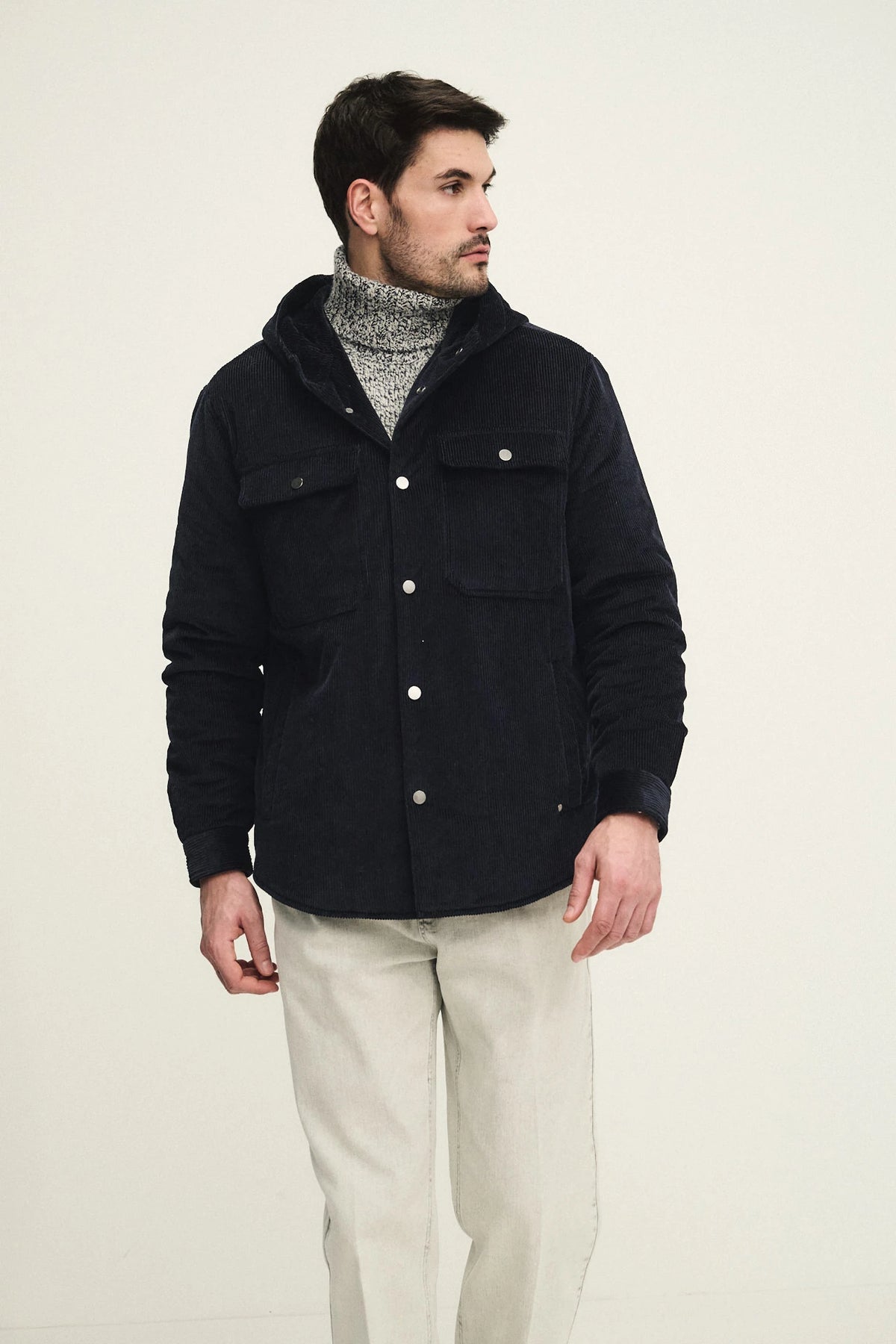 Overshirt con cappuccio in velluto