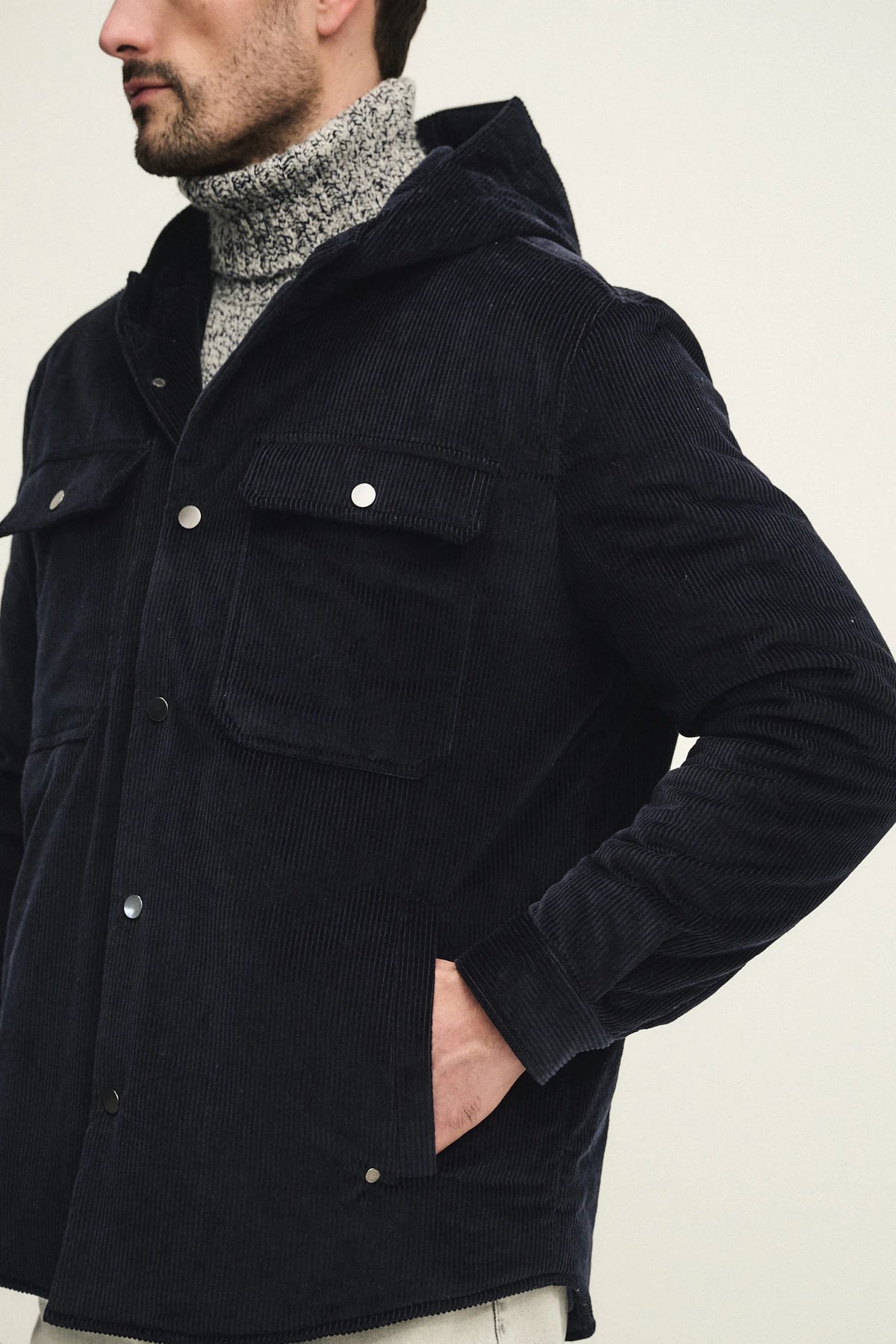 Overshirt con cappuccio in velluto