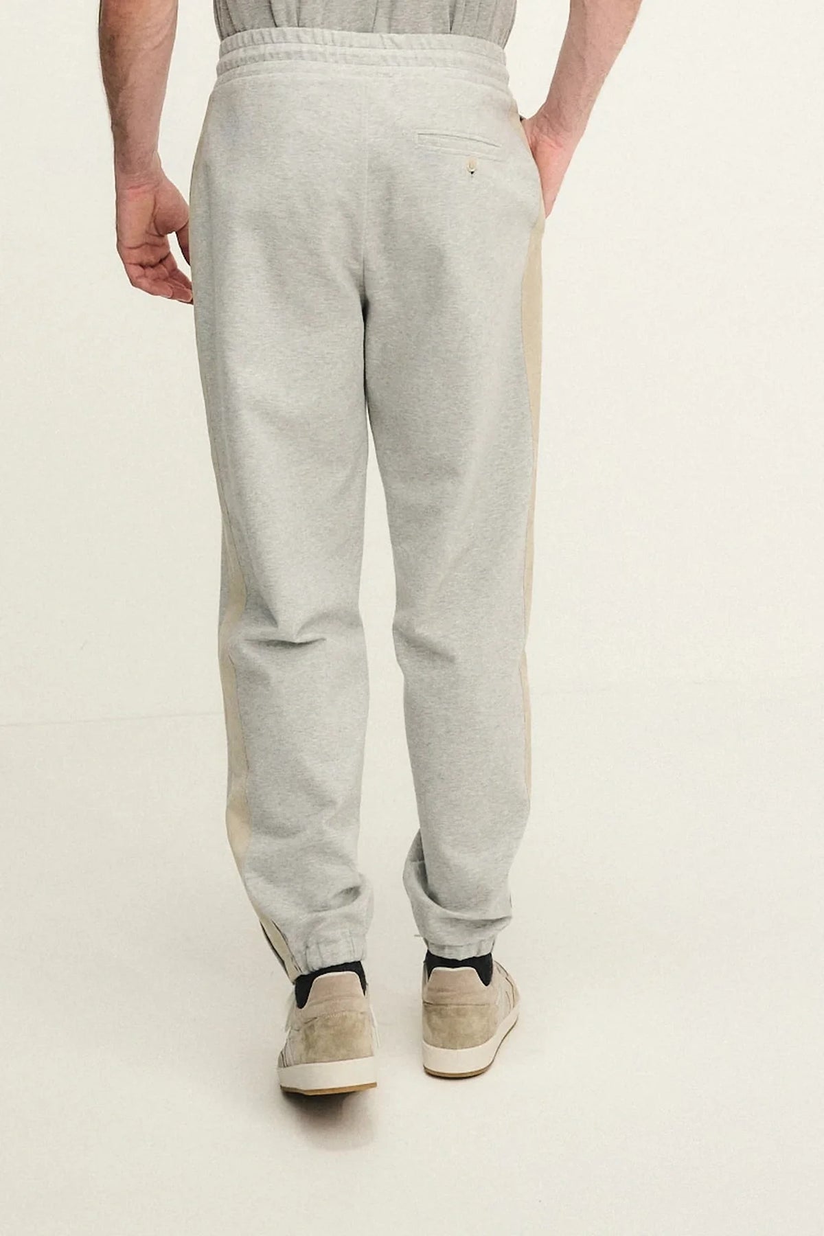 Pantalone pullup in cotone tecnico con inserto in alcantara