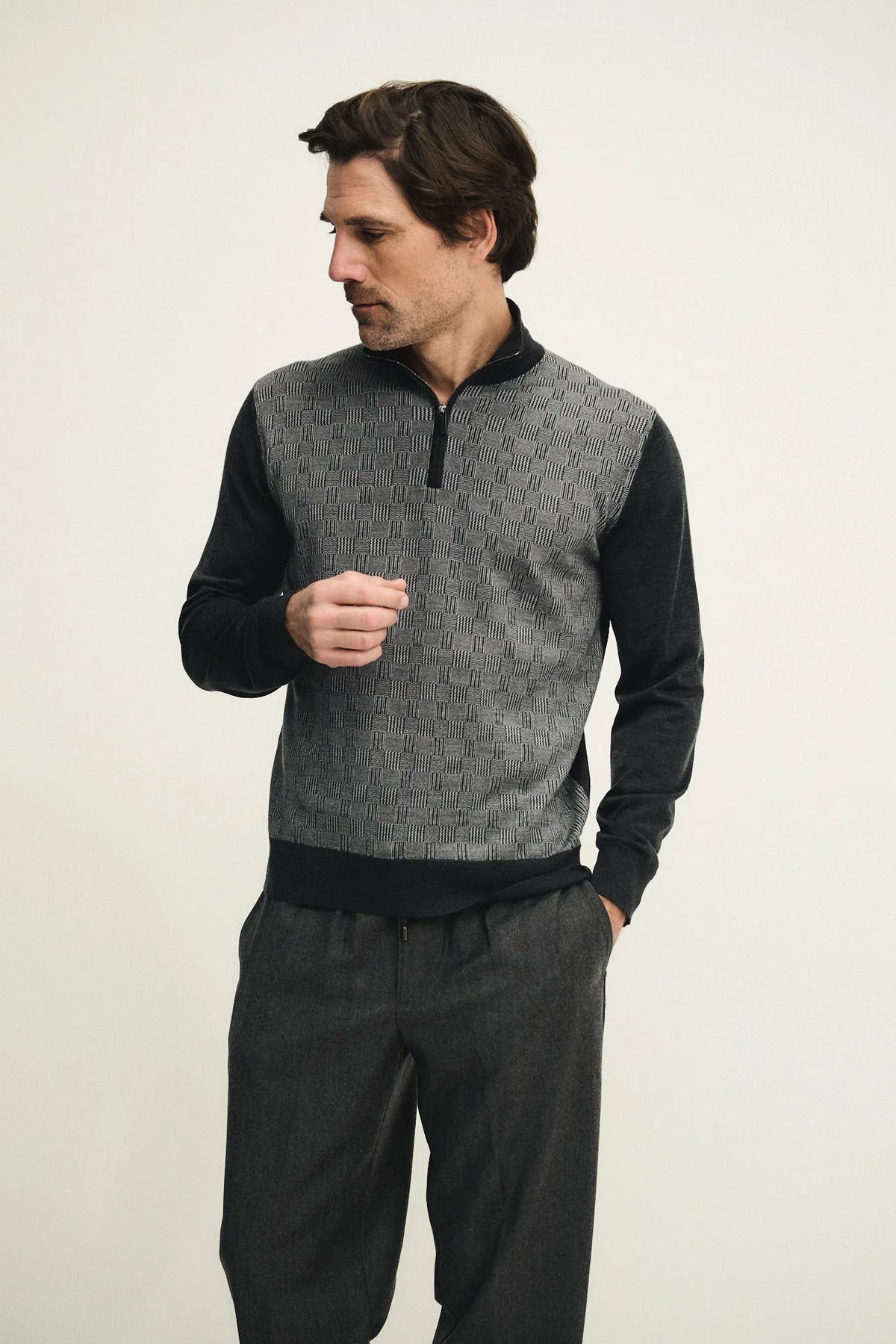 Lupetto zip in lana vergine e seta con motivo jacquard
