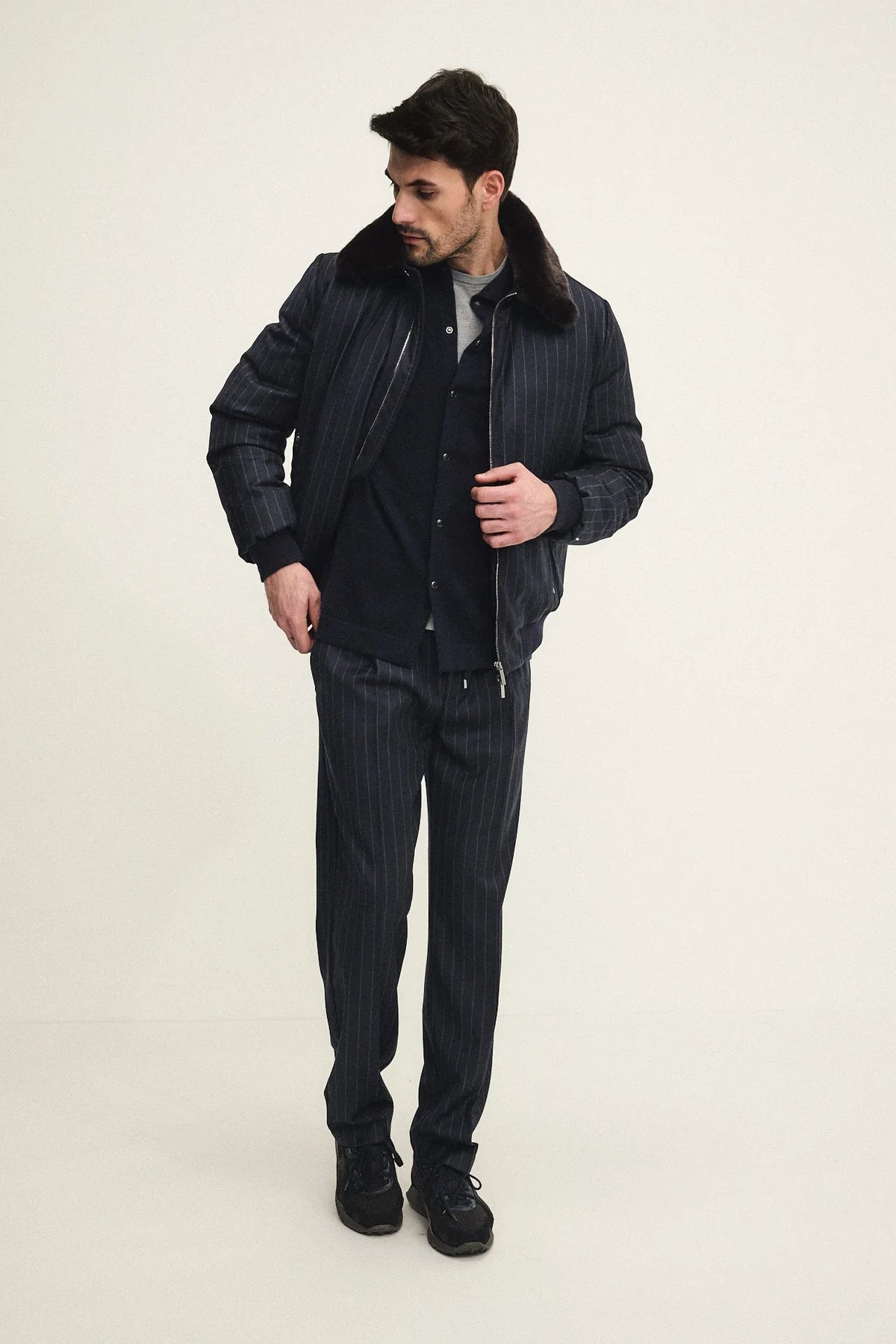 Pantalone in tessuto gessato di lana e cashmere