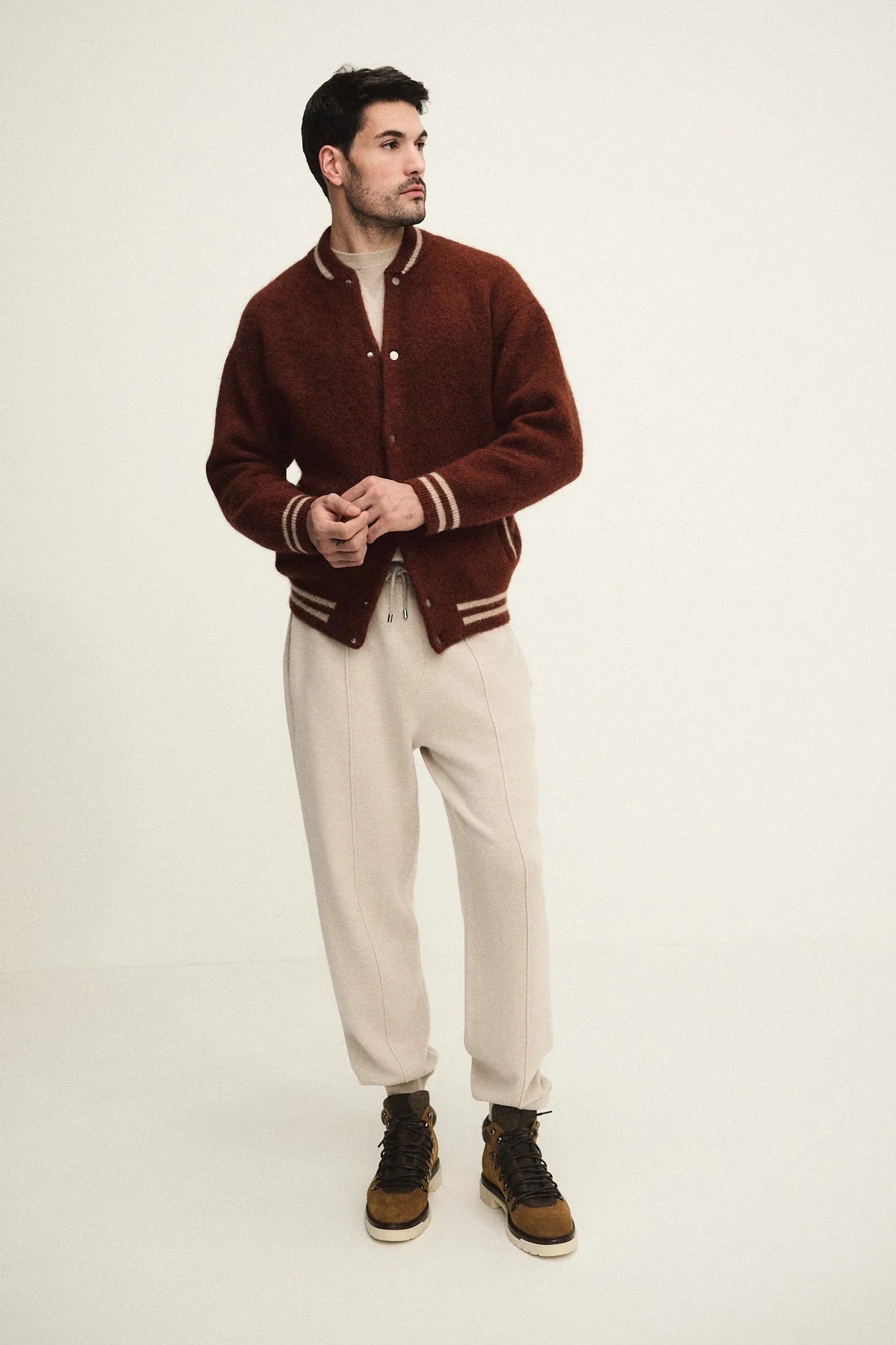 Bomber in maglia di lana alpaca elasticizzata con bottoni automatici