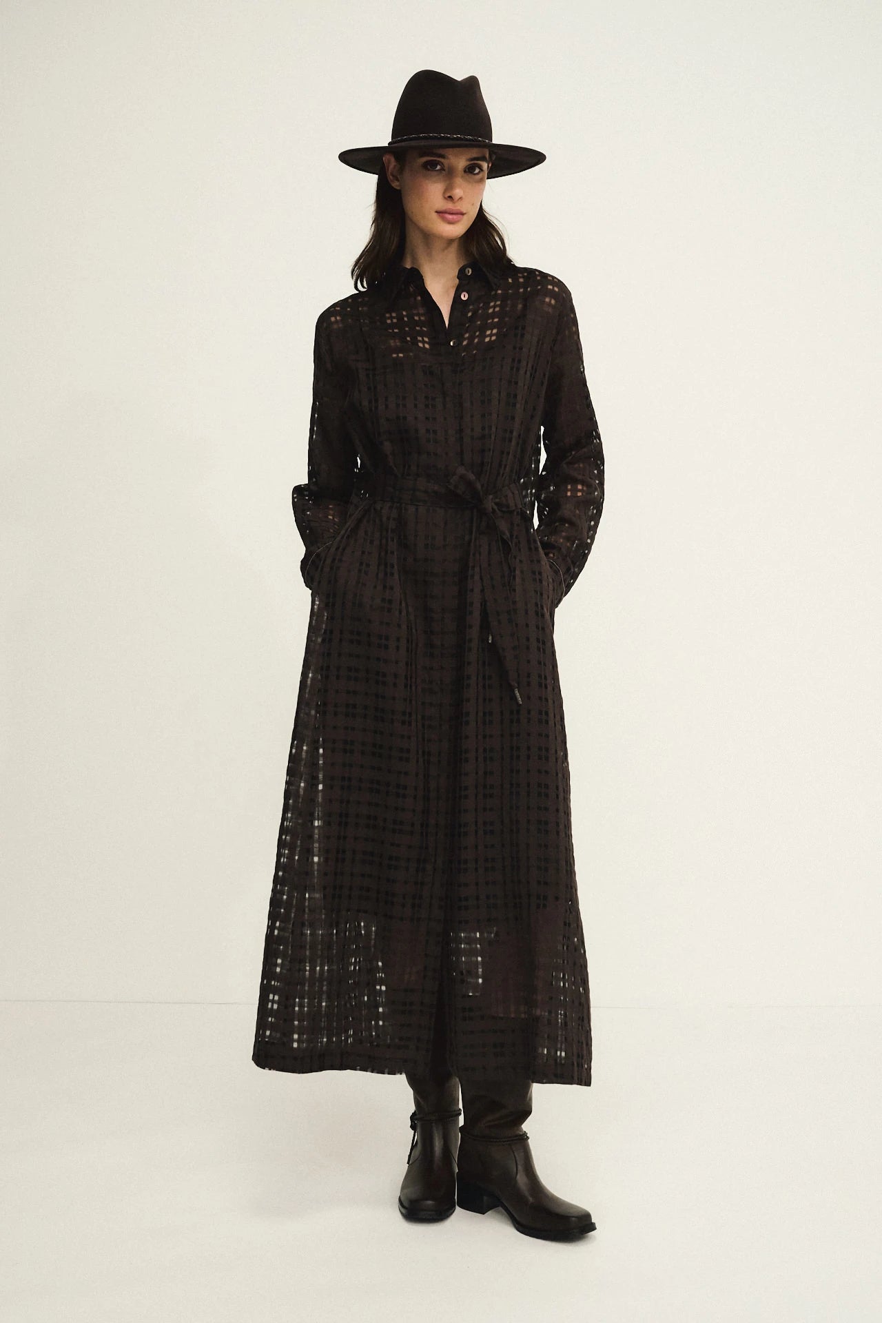 EVENT Look 142