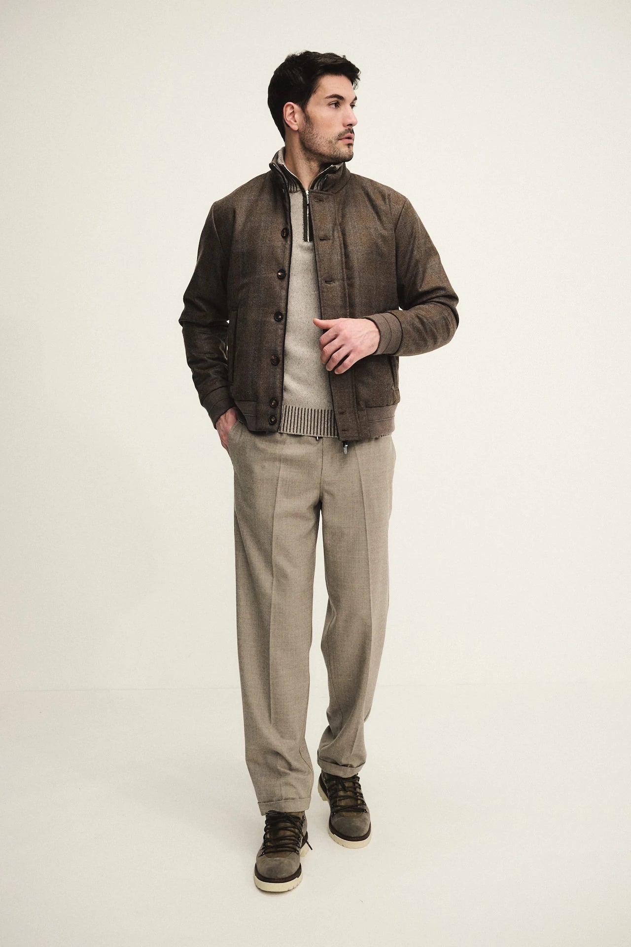 ESCAPE Look 024