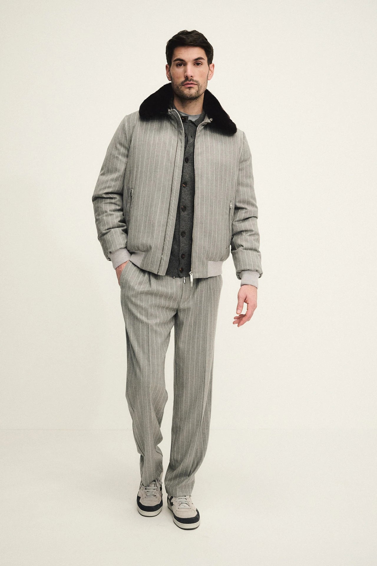 ESCAPE Look 038